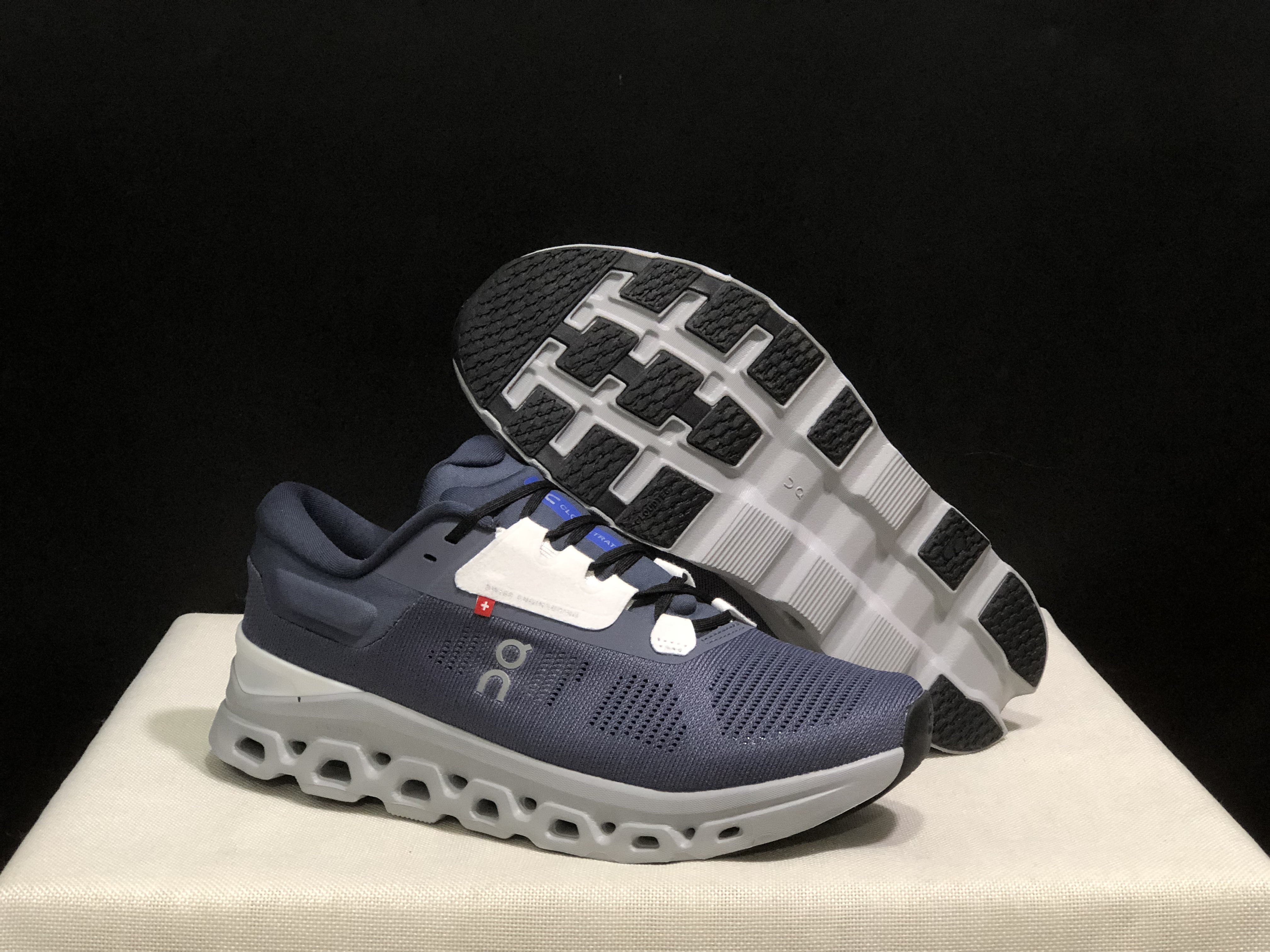 On Running Cloudstratus 3 Anti-Slip Running Shoes Dark Blue