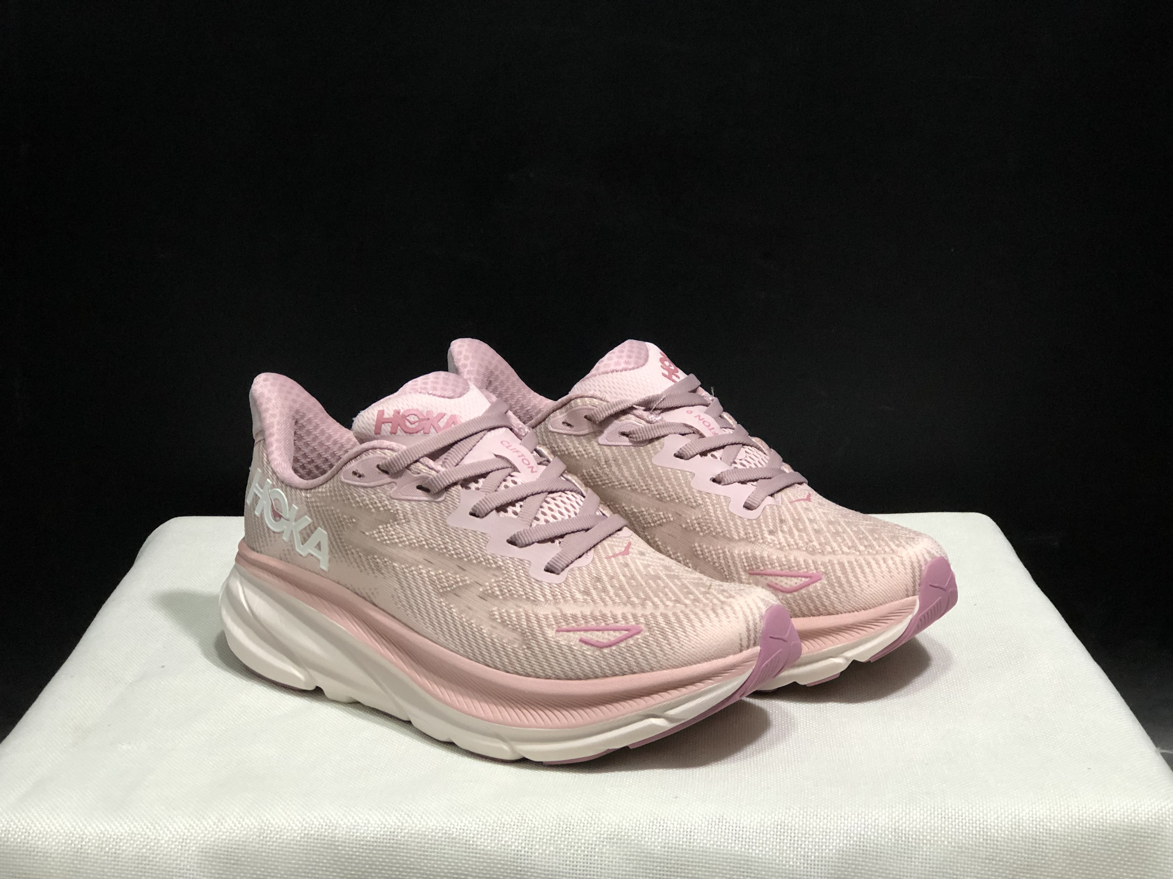 Hoka One One Clifton 9 Running Shoes Athletic Shoes Sneakers Light Pink