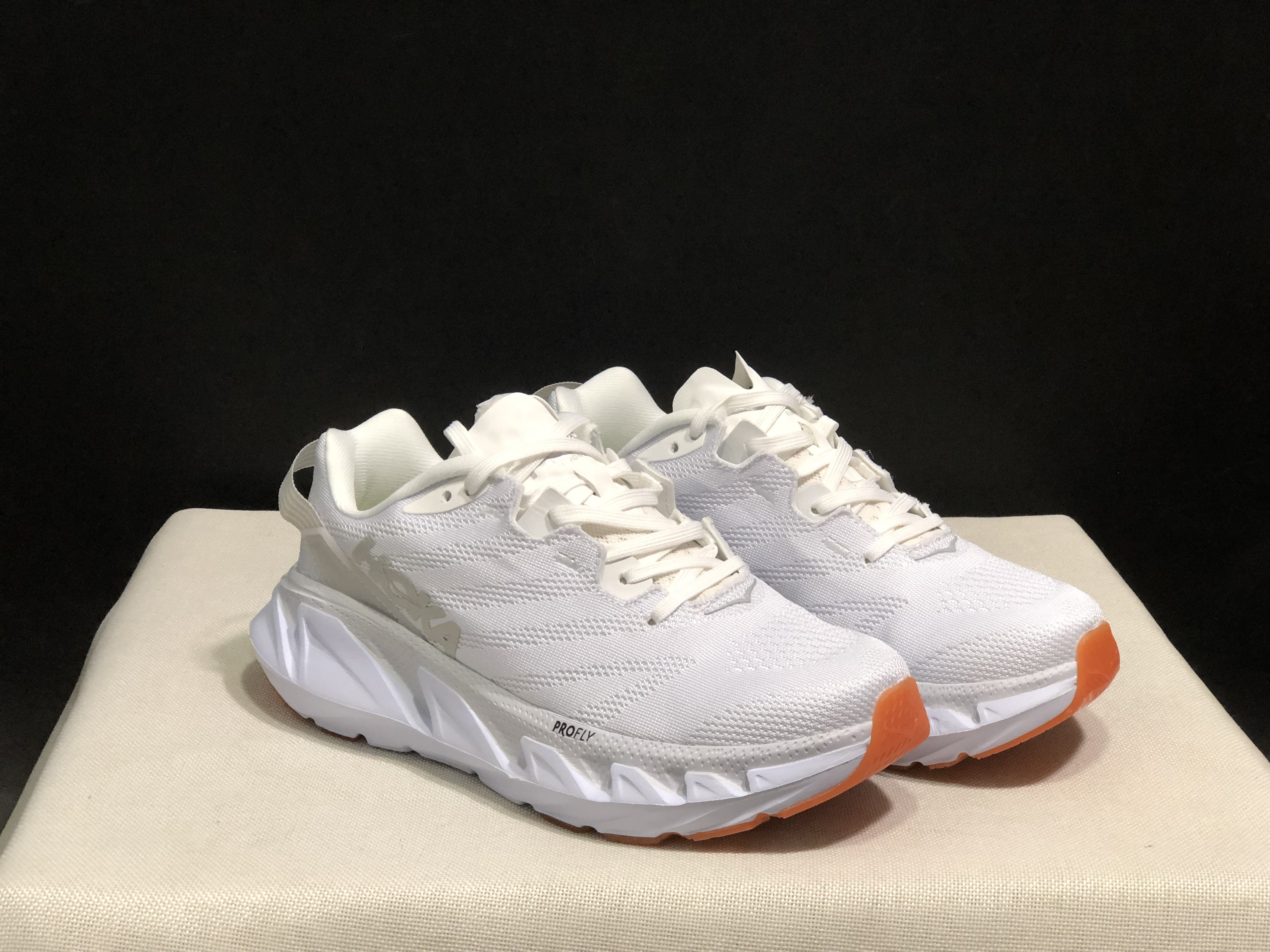 Hoka One One Elevon 2 Anti-slip Wear-resistant Running Shoes Sneakers White