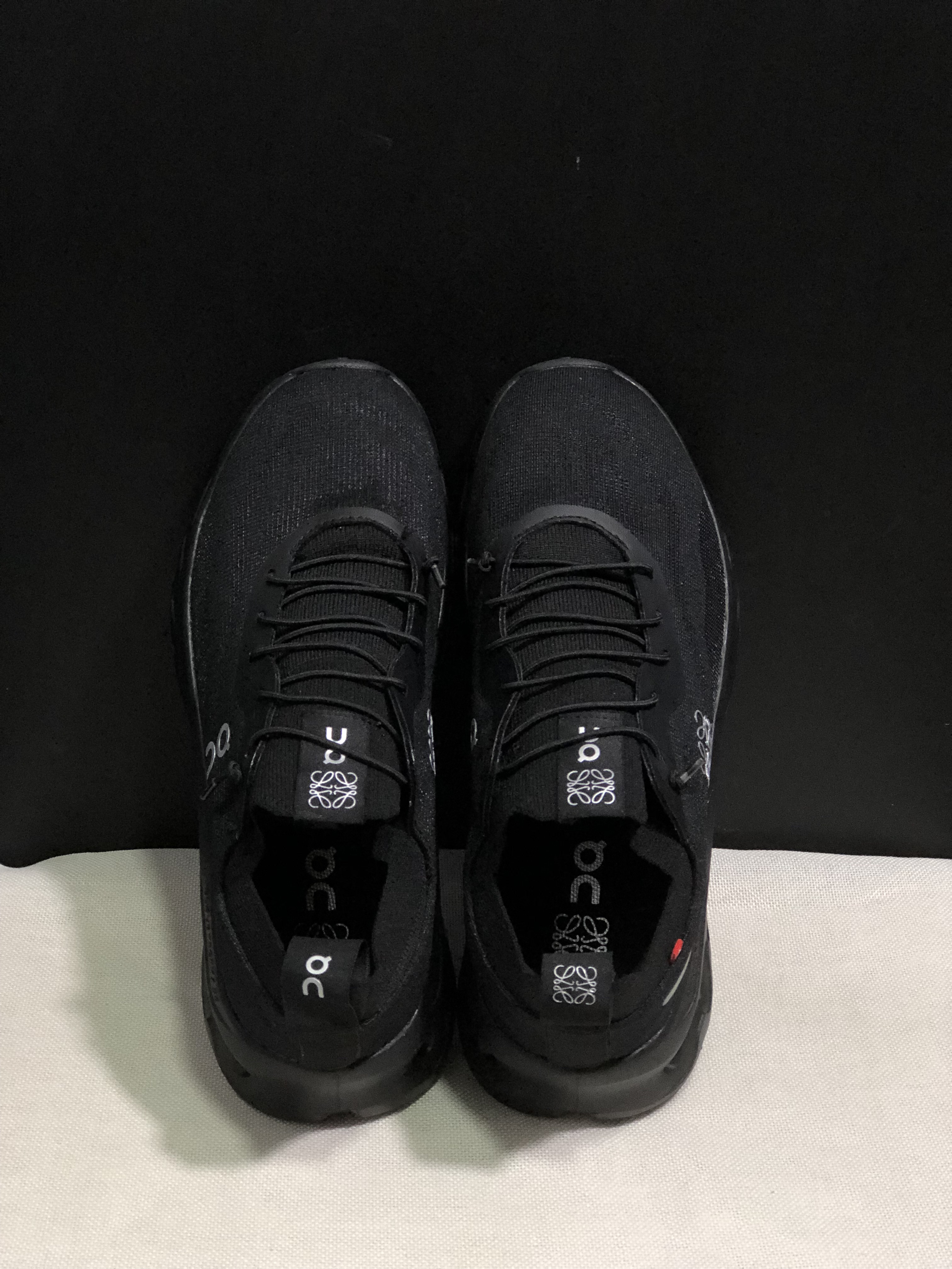 LOEWE x On Running Cloudtilt Running Shoes Co-Signed Edition All Black