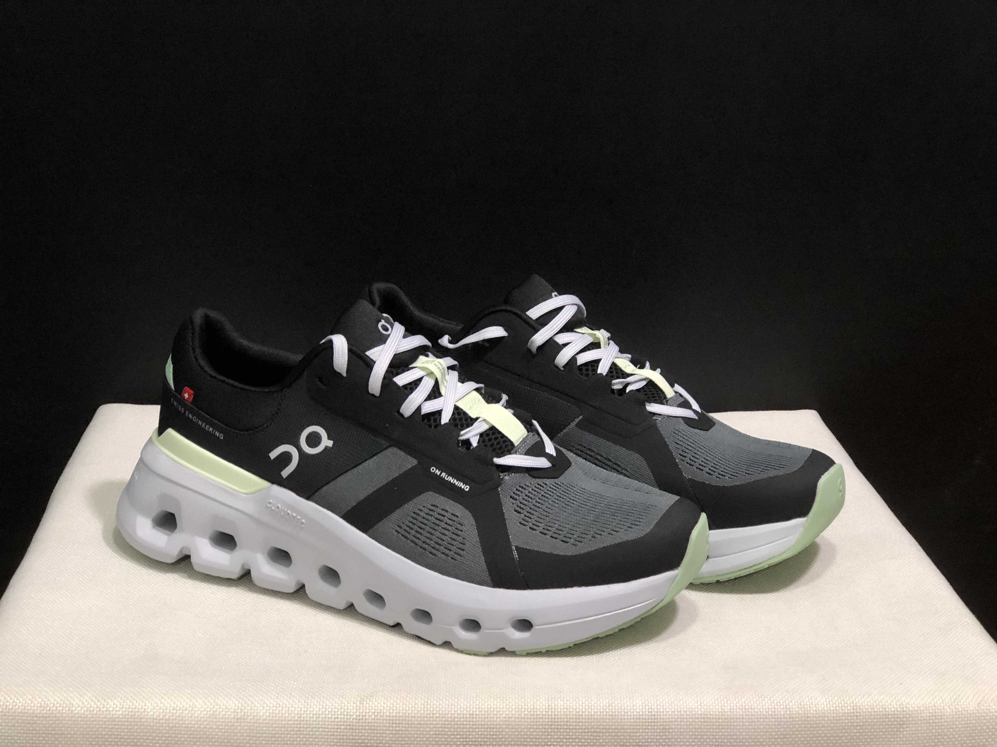 On Running Cloudrunner 2 Mesh Breathable Running Shoes Black/Grey