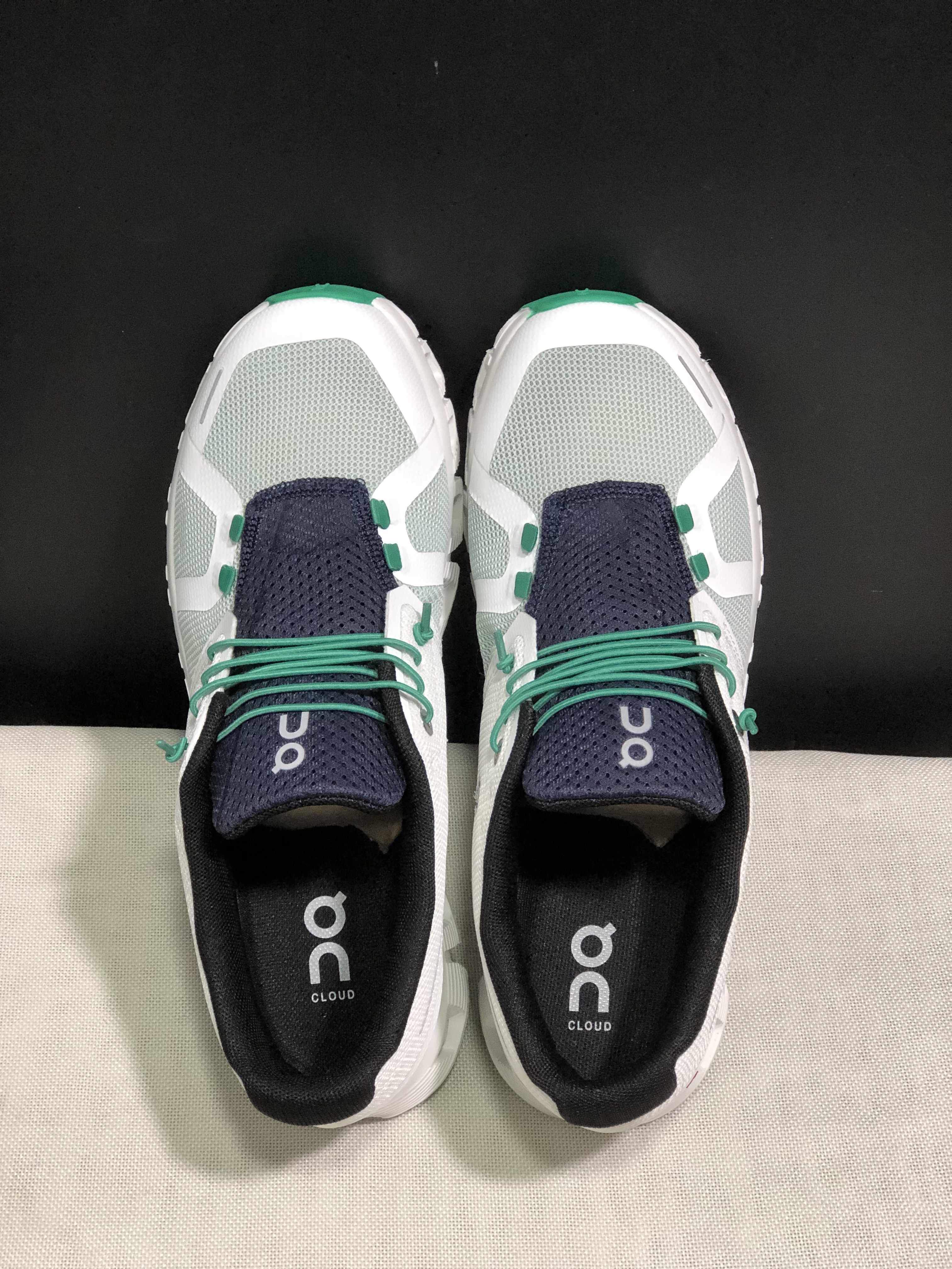 On Running Cloud 5 Lightweight Running Shoes Green/White