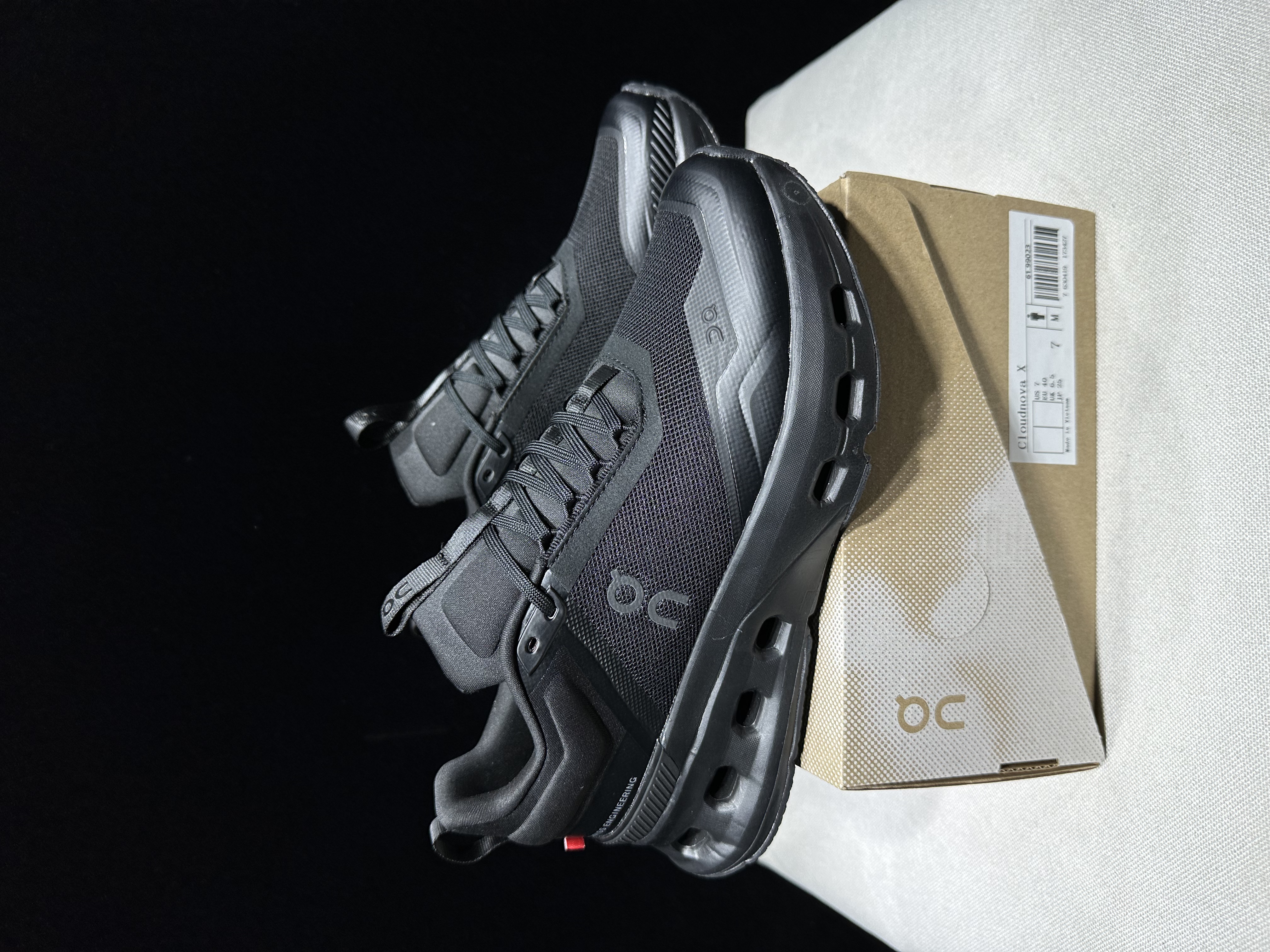 On Running Cloudnova X Comfortable Anti-Slip Running Shoes All Black