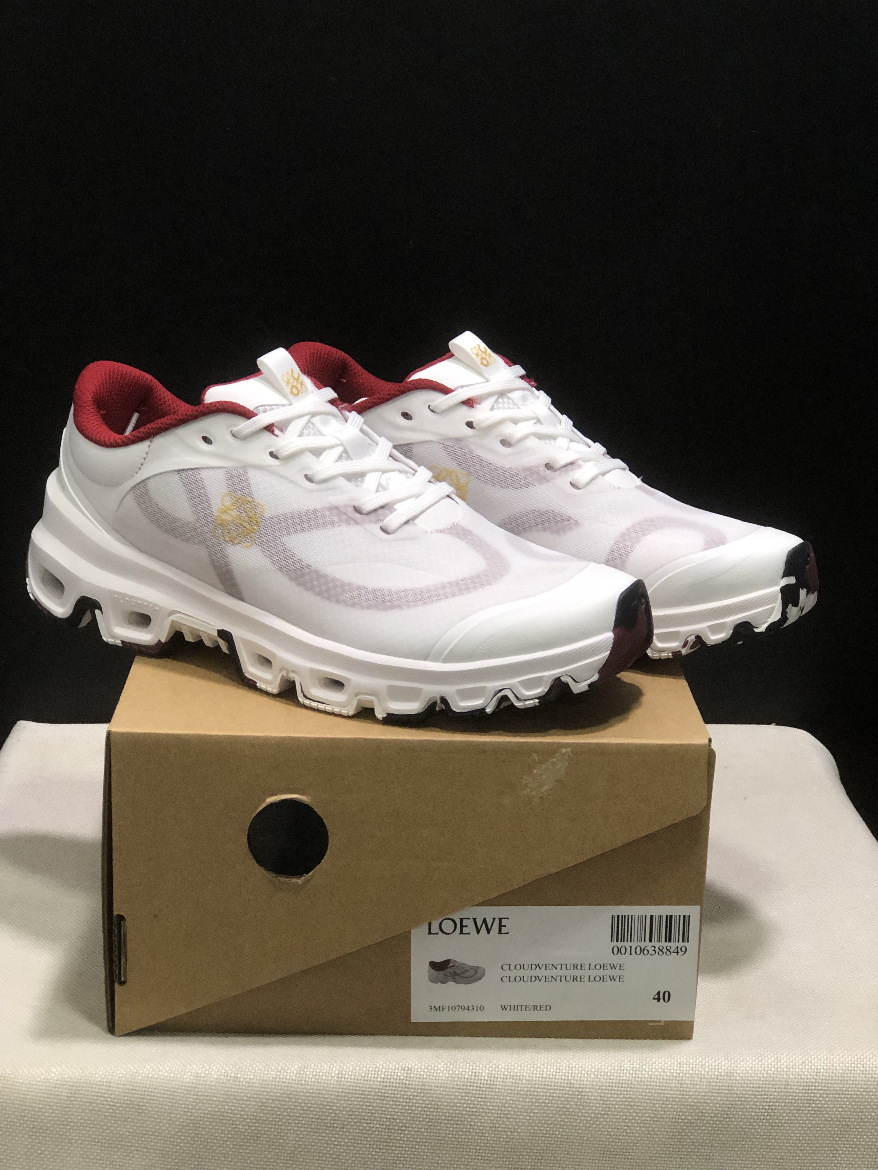 LOEWE x On Running Cloudventure 2.0 Running Shoes Co-Signed Edition White/Red