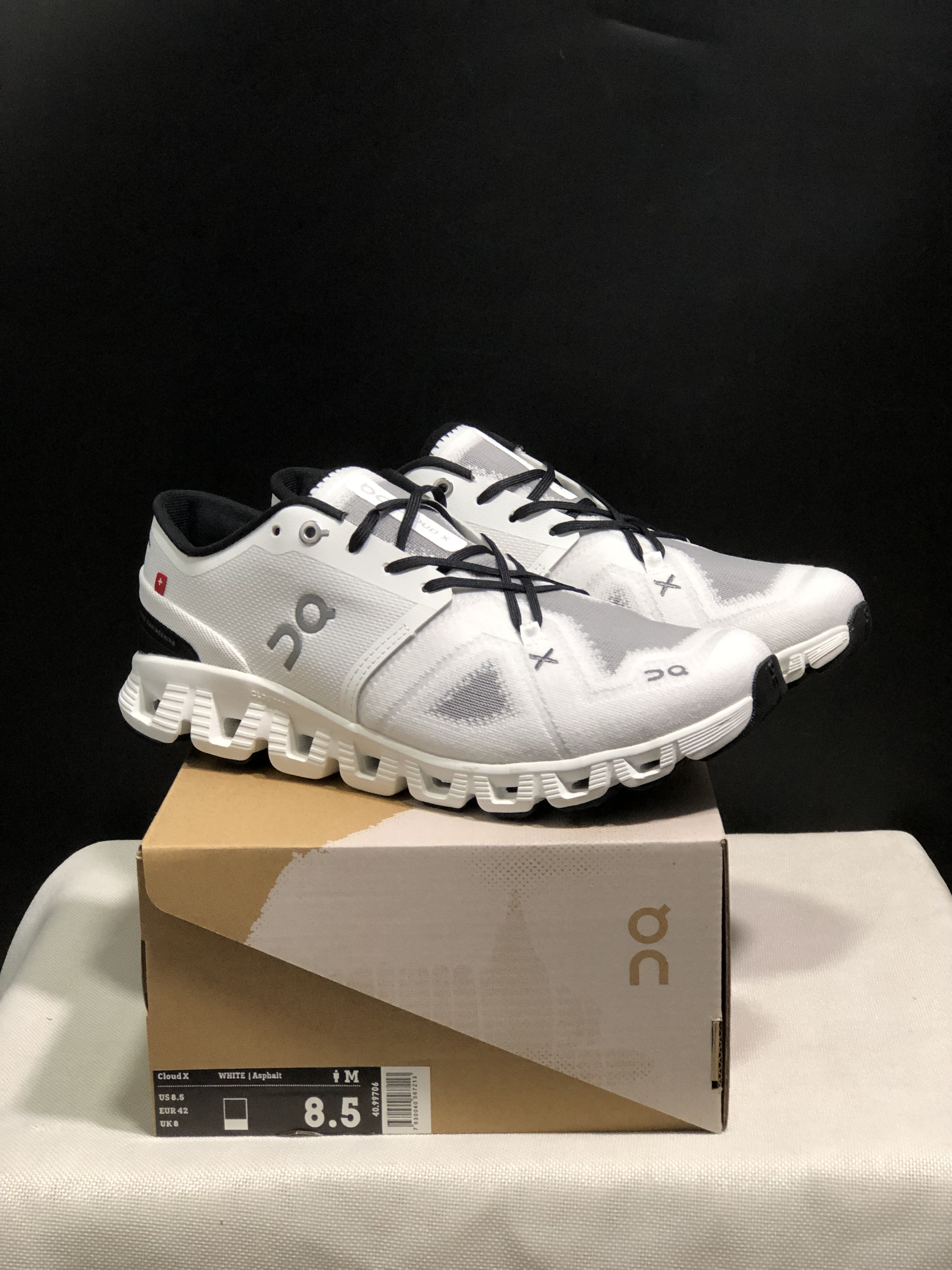 On Running Cloud X3 Shift Multi-Functional Running Shoes White/Light Grey
