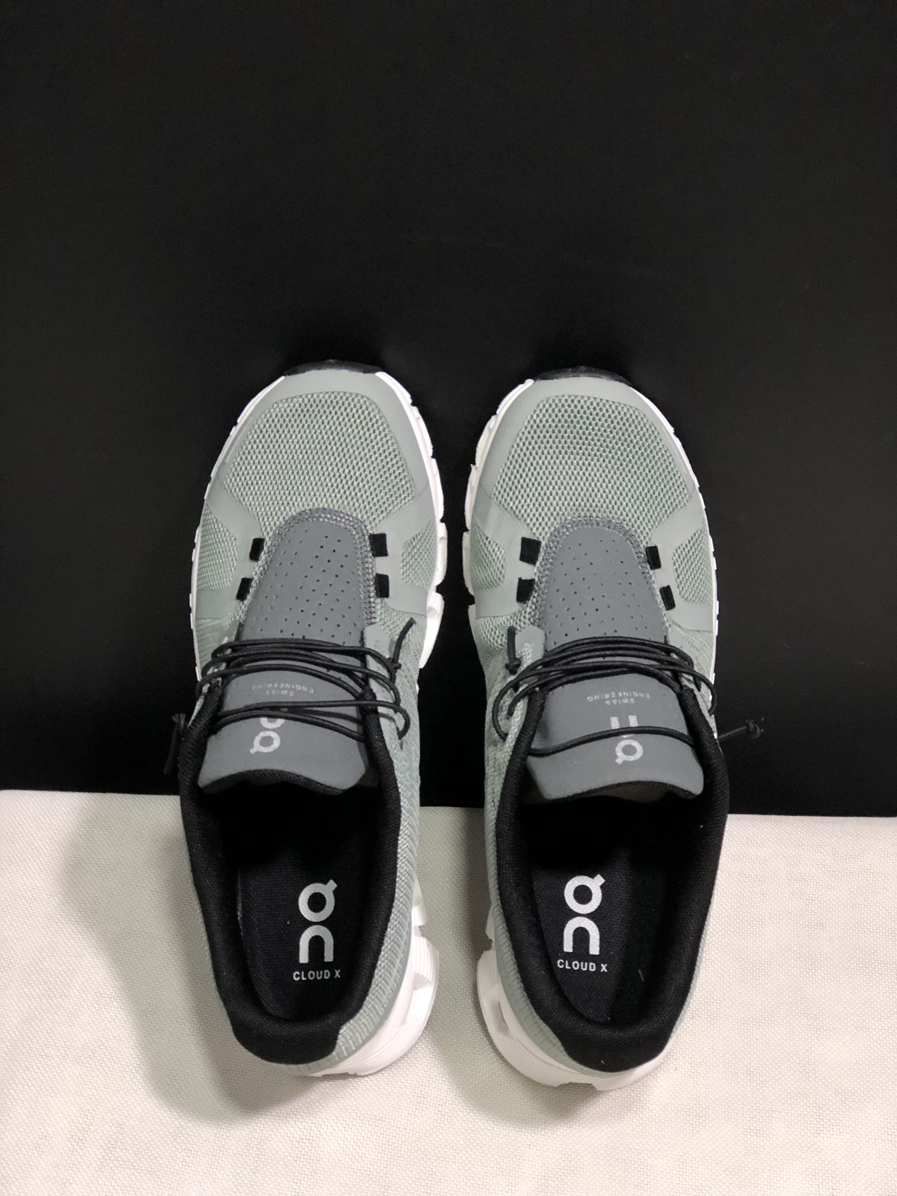 On Running Cloud 5 Lightweight Running Shoes Glacial Ash