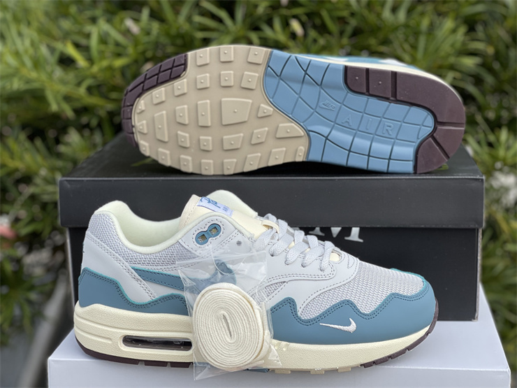 Nike Air Max 1 Patta Noise Aqua with Bracelet 2021 Blue Sneakers
