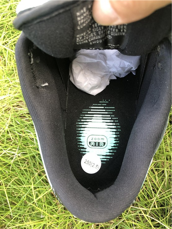 Nike SB Dunk Low Pro x Diamond Supply Co. Tiffany Blue Sneakers