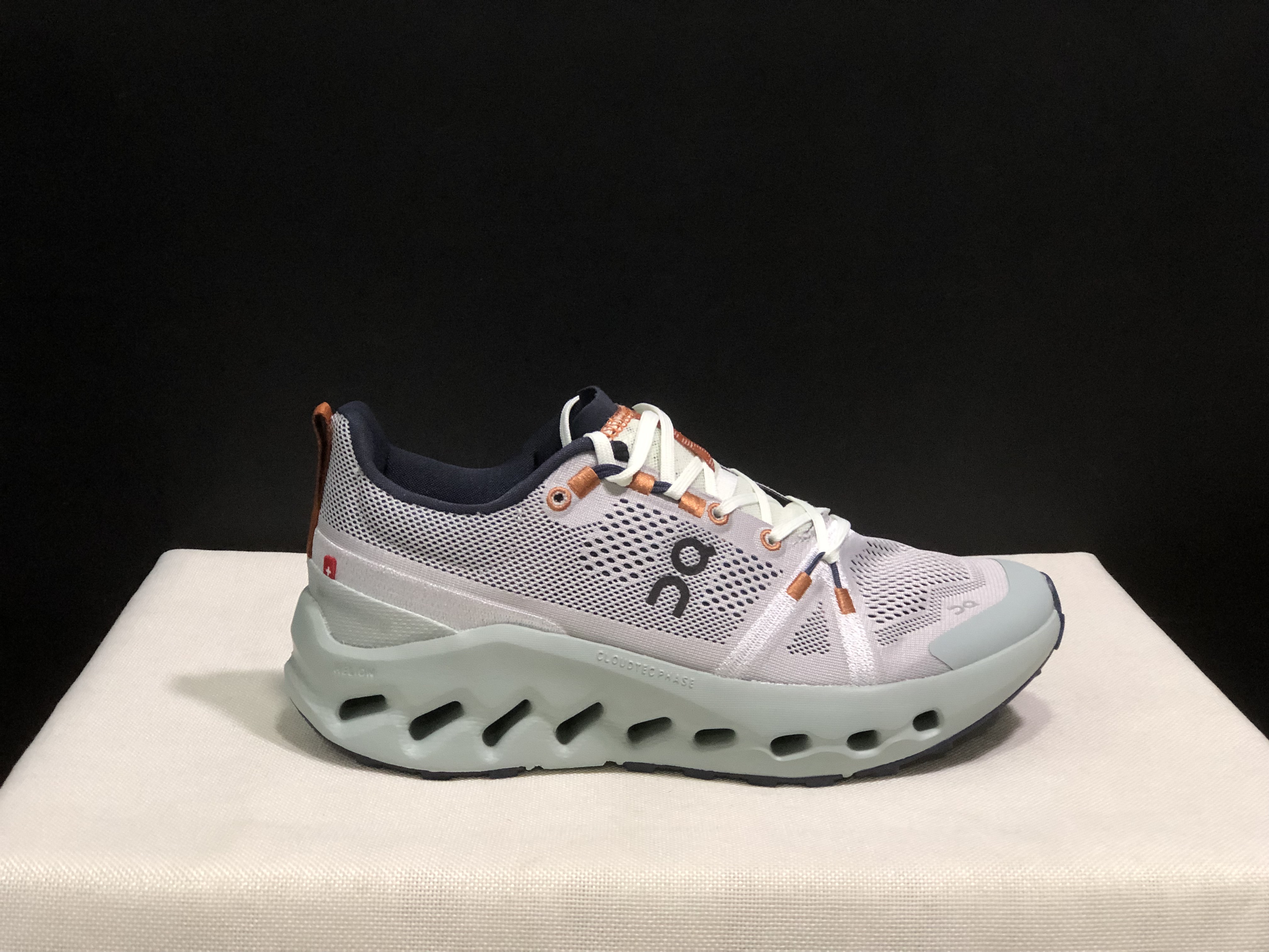 On Running Cloudsurfer Trail Waterproof Comfortable And Breathable Running Shoes Aloe/Mineral