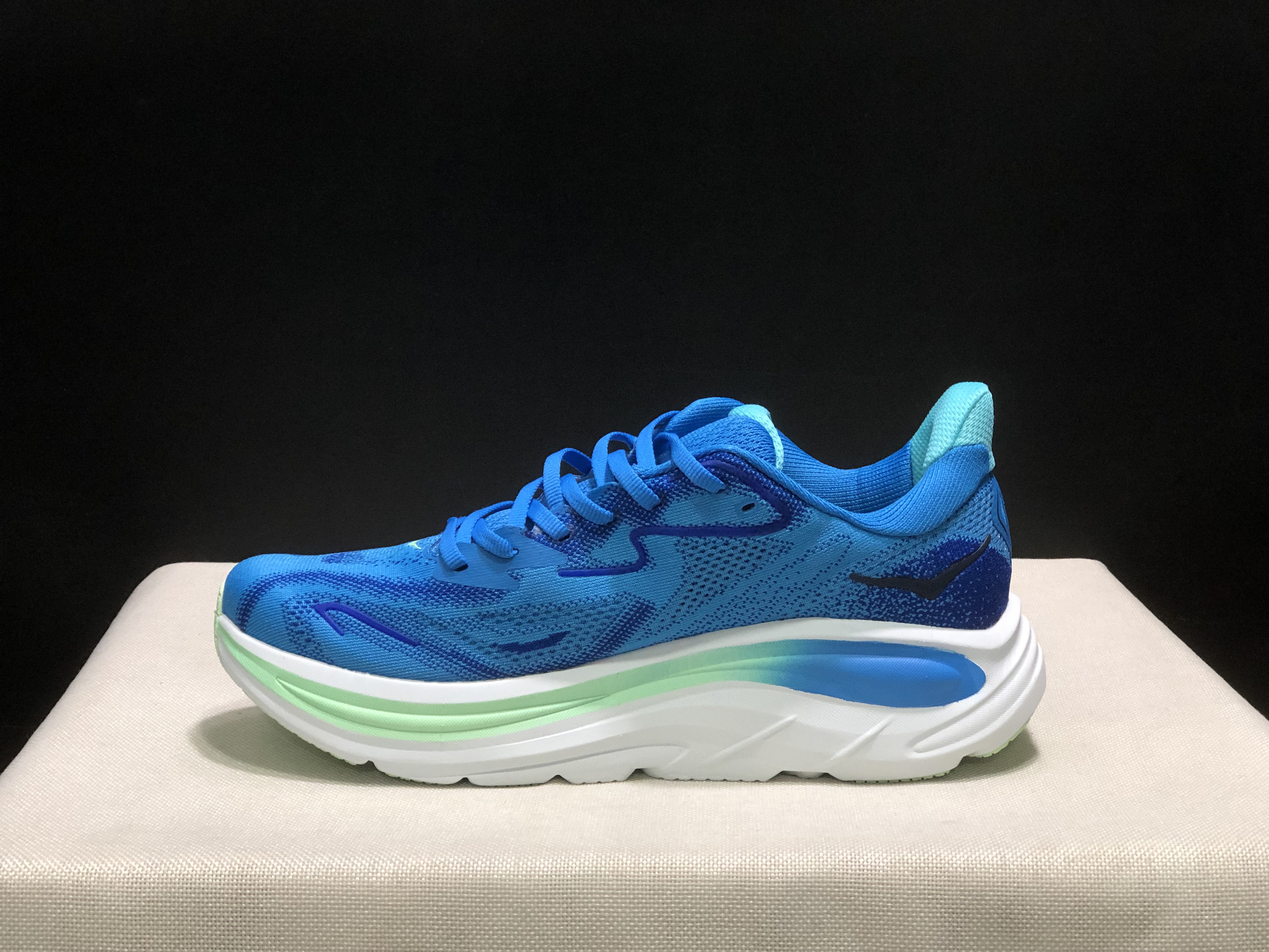 Hoka One One Clifton 10 Fashion Shoes Sneakers Blue
