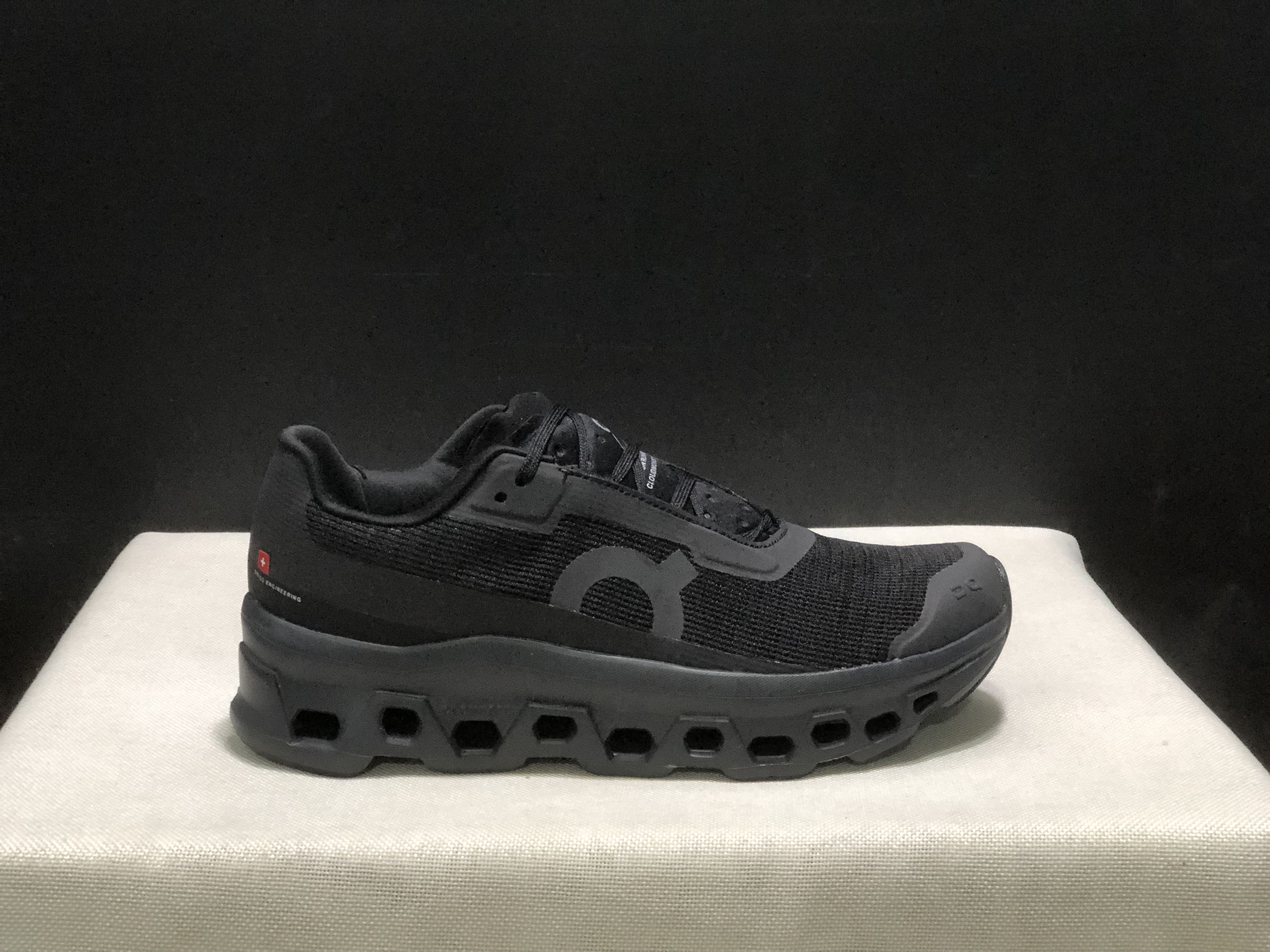 On Running Cloudmonster Void 1 M Casual Running Shoes All Black