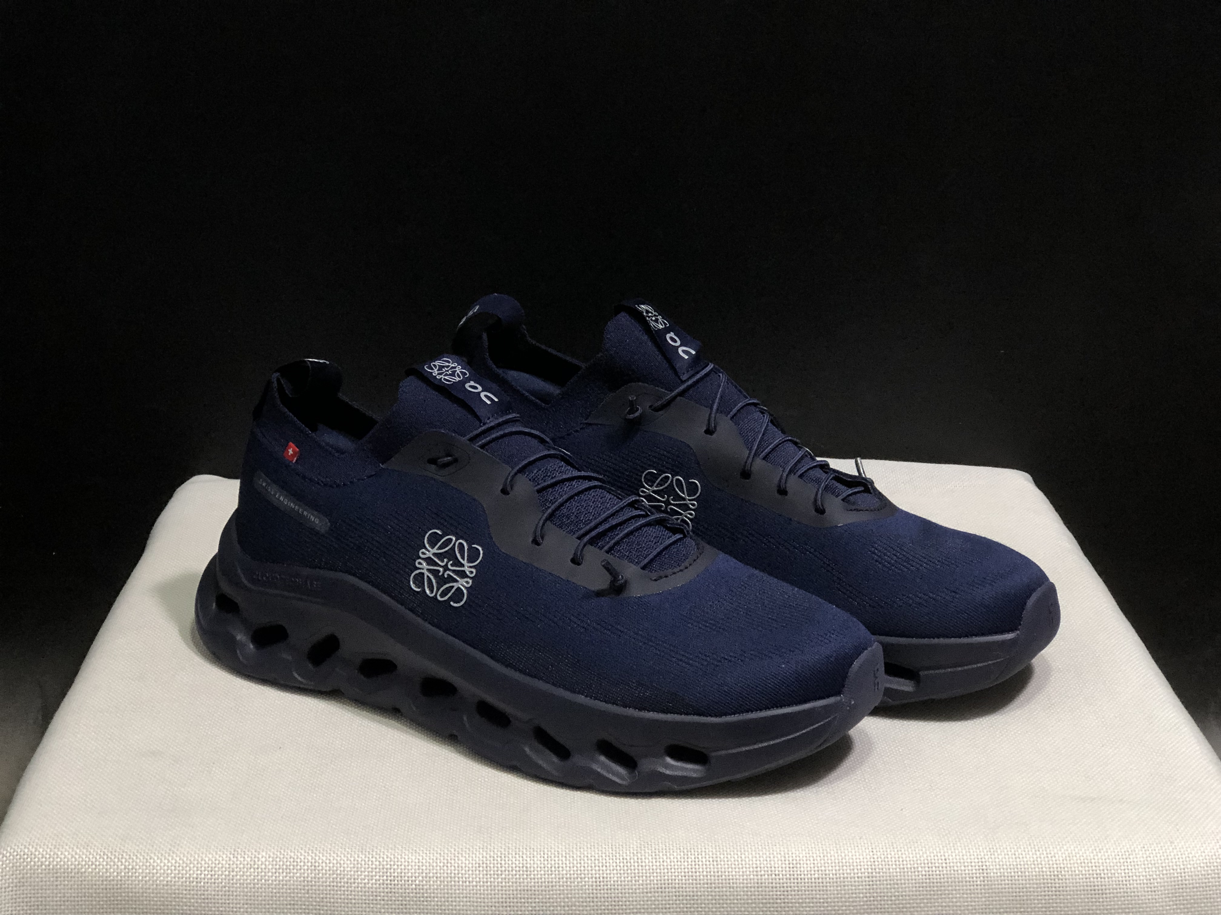 LOEWE x On Running Cloudtilt Running Shoes Co-Signed Edition Dark Blue/Black