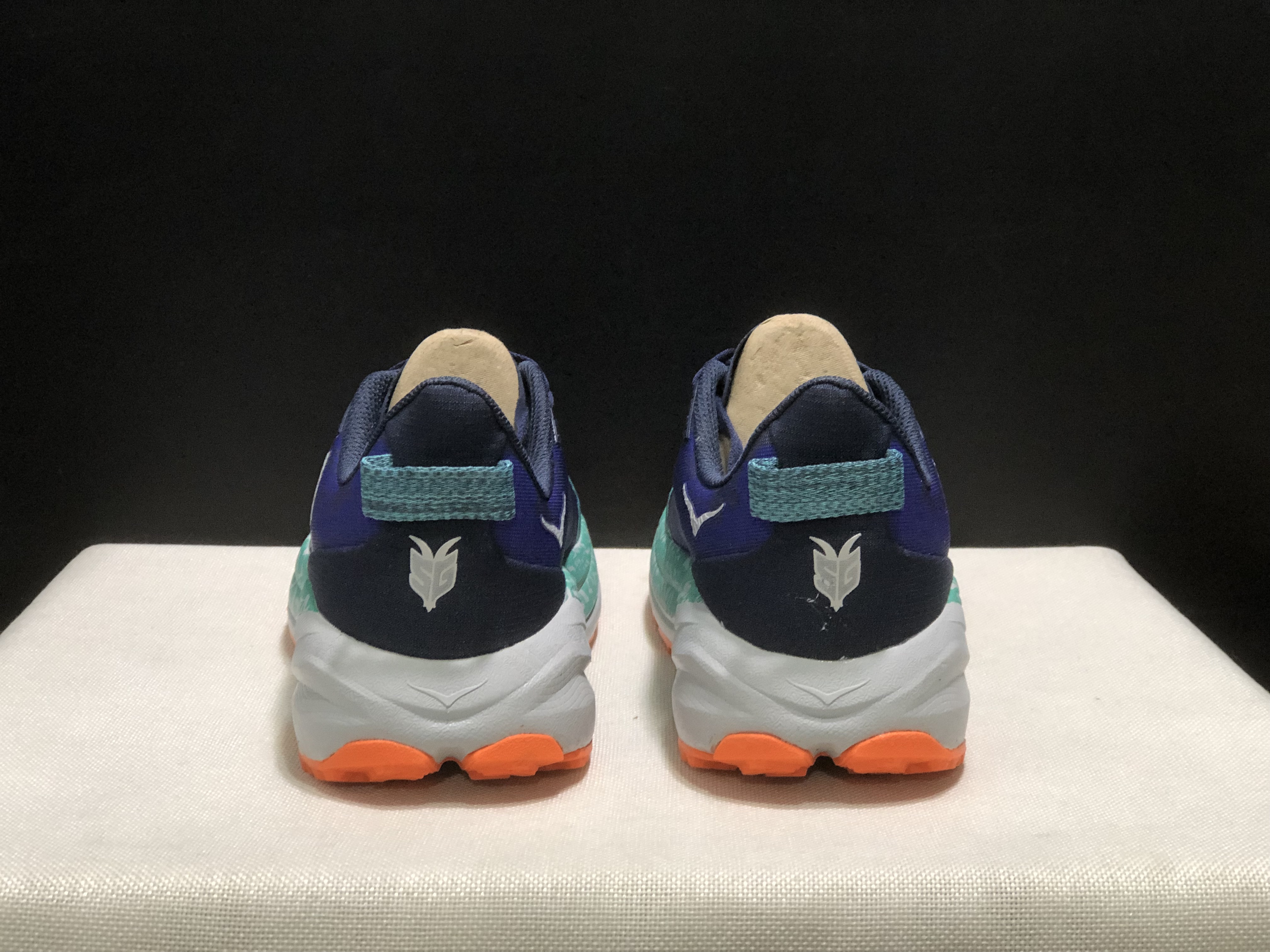 Hoka One One Speedgoat 6 Trail Running Shoes Sneakers Purple