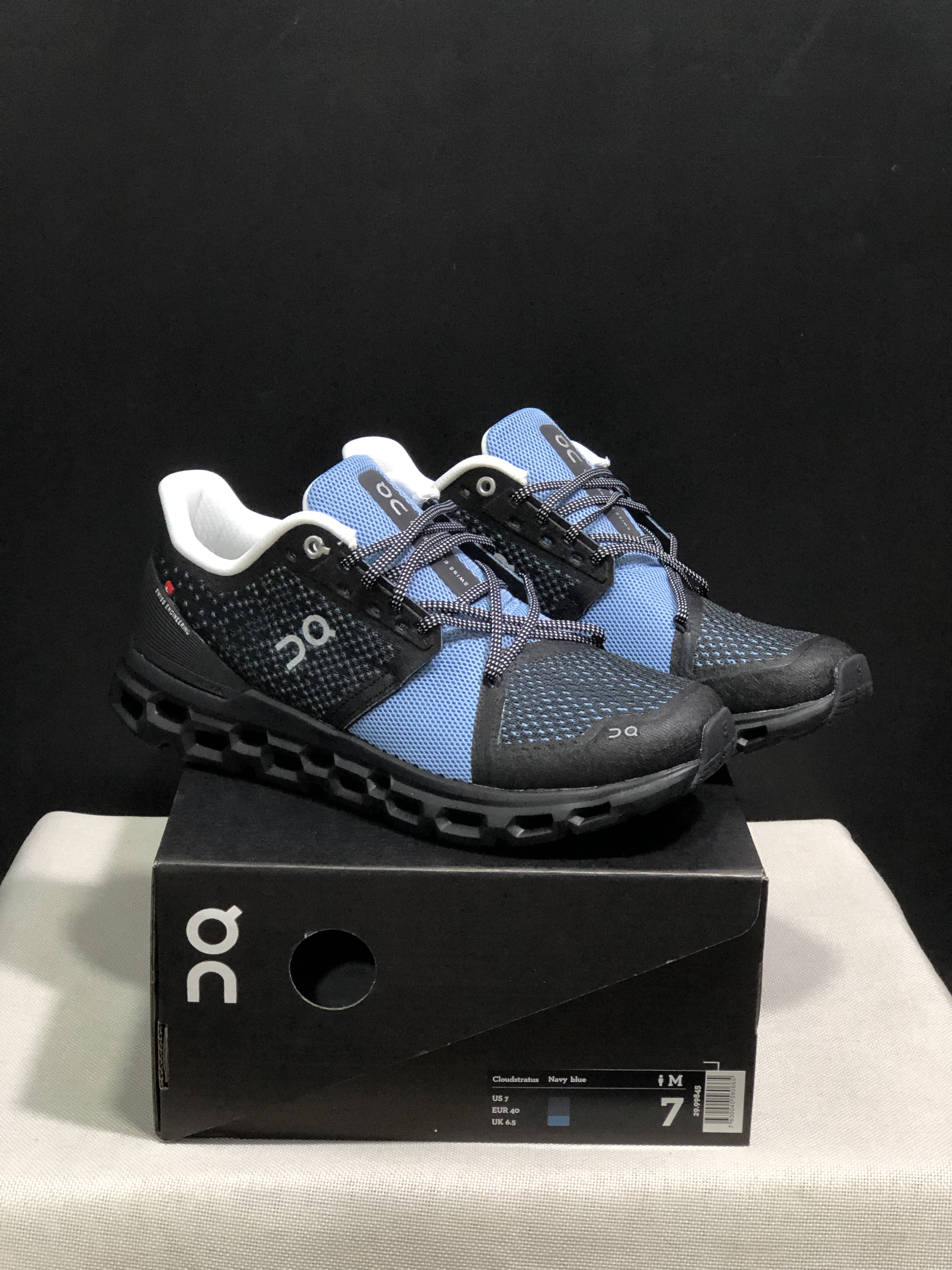 On Running Cloudstratus Shock-Absorbing And Breathable Running Shoes Black/Blue