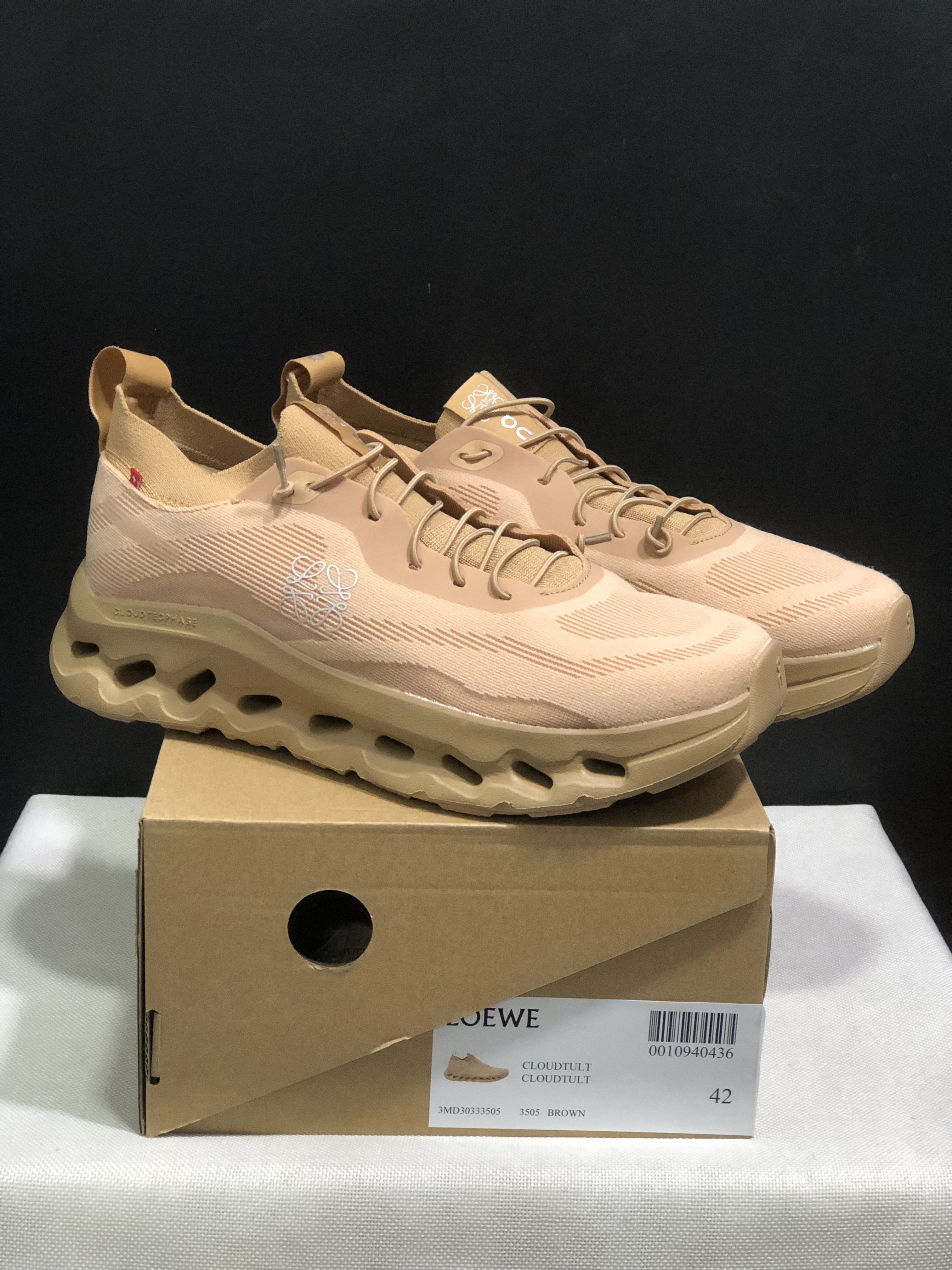 LOEWE x On Running Cloudtilt Running Shoes Co-Signed Edition Light Brown