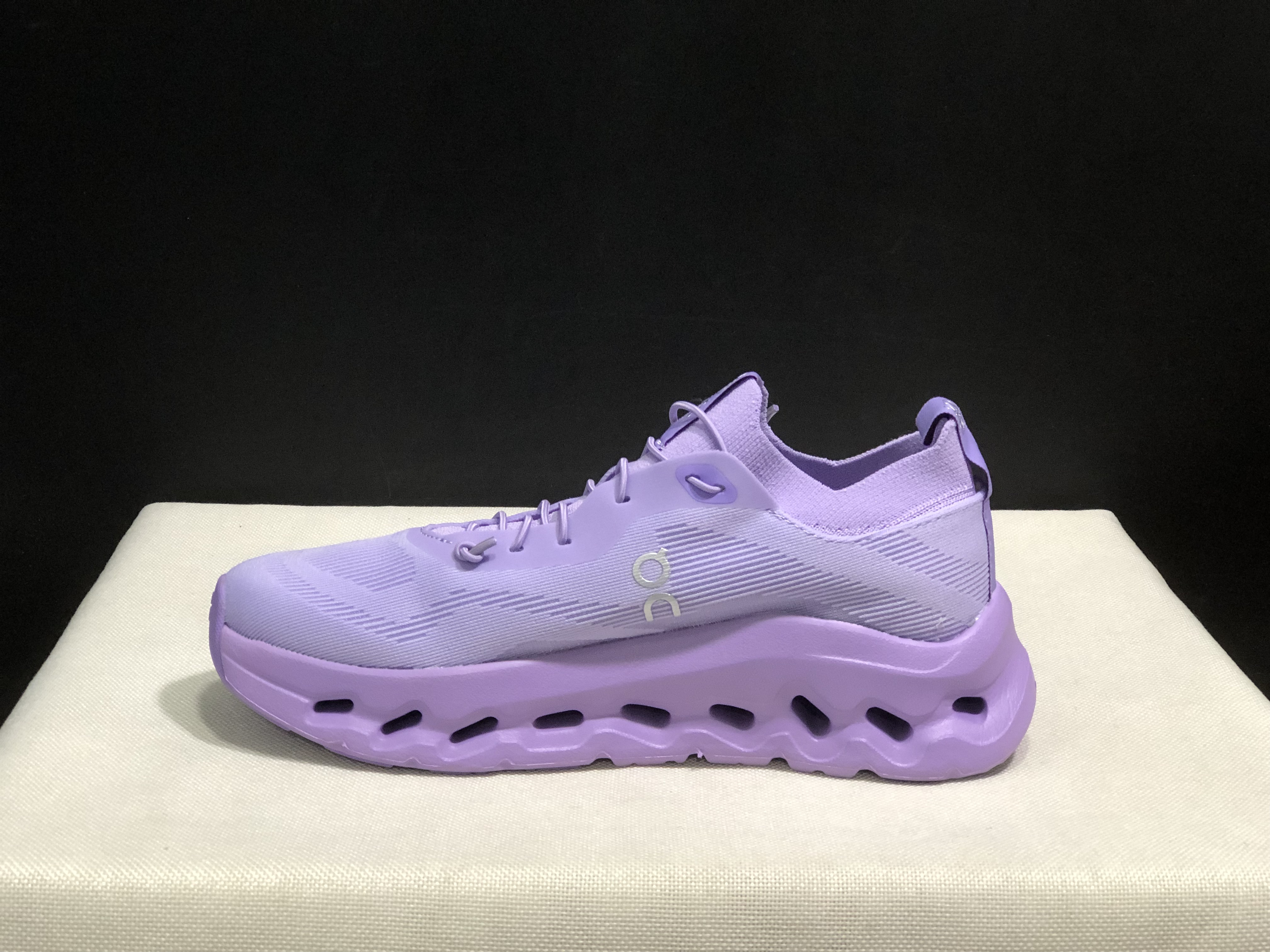LOEWE x On Running Cloudtilt Running Shoes Co-Signed Edition Purple Rose
