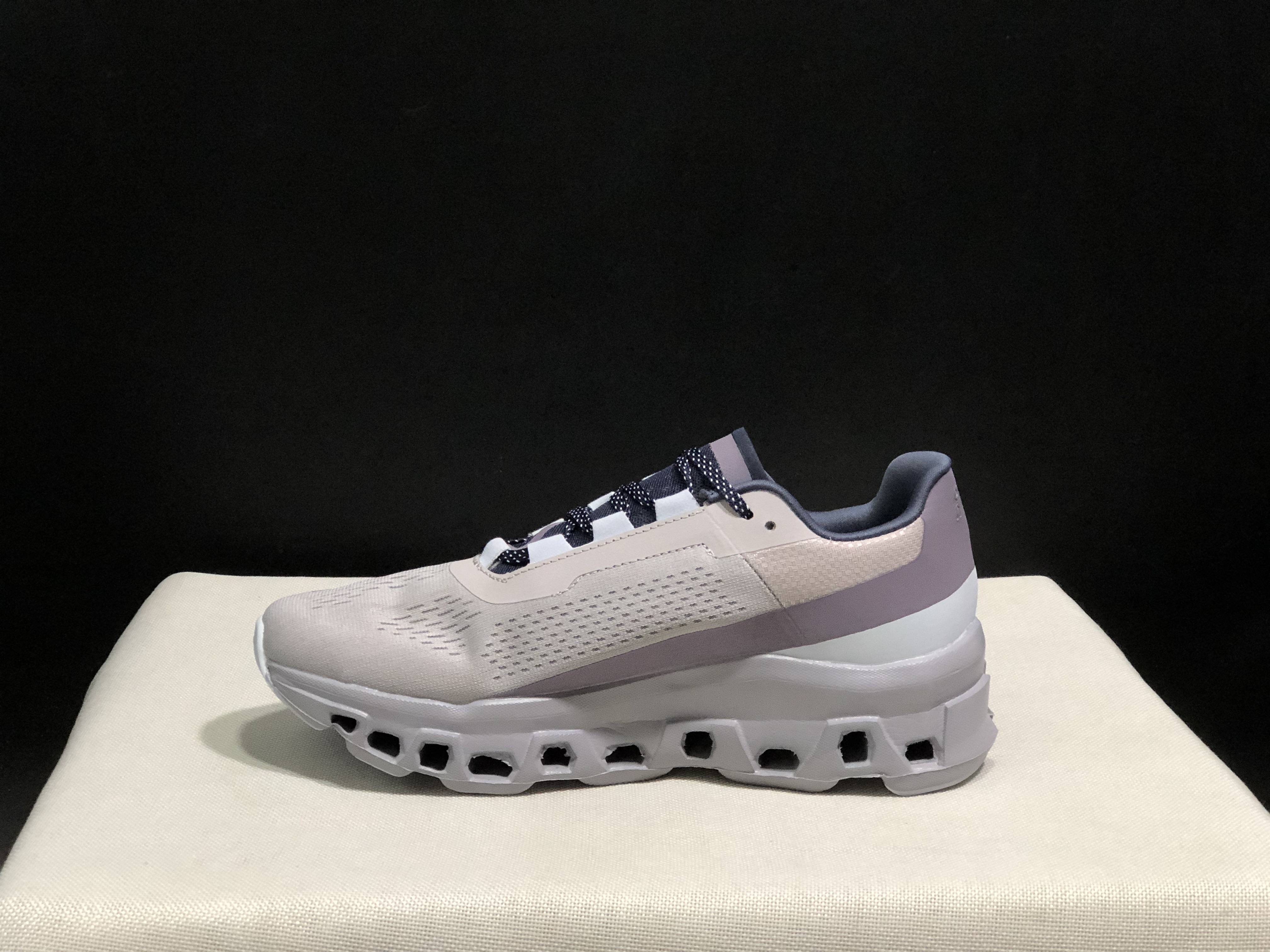 On Running Cloudmonster Grey Anti-Slip Running Shoes