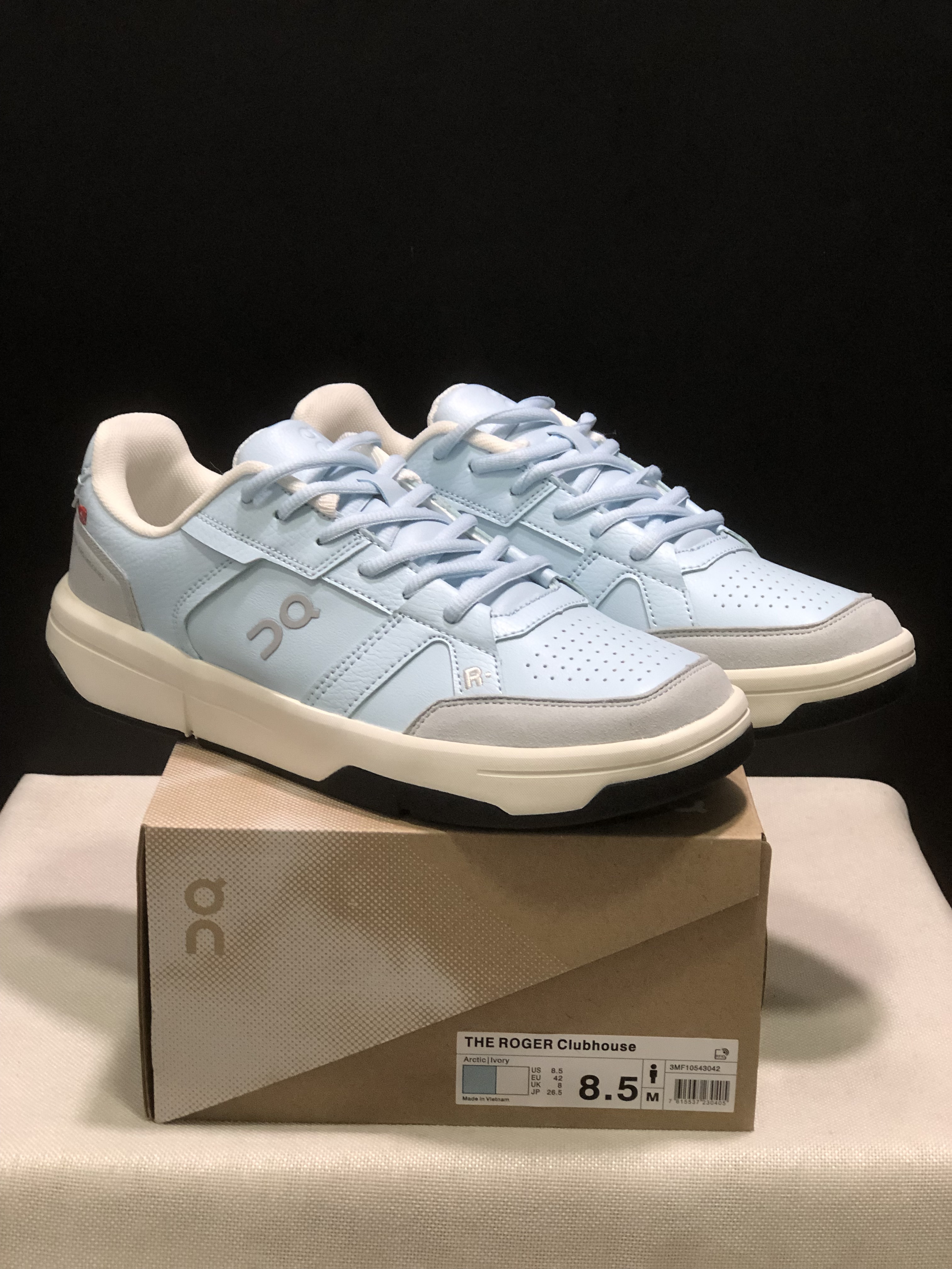 On Running The Roger Clubhouse Casual Sneakers Sky Blue