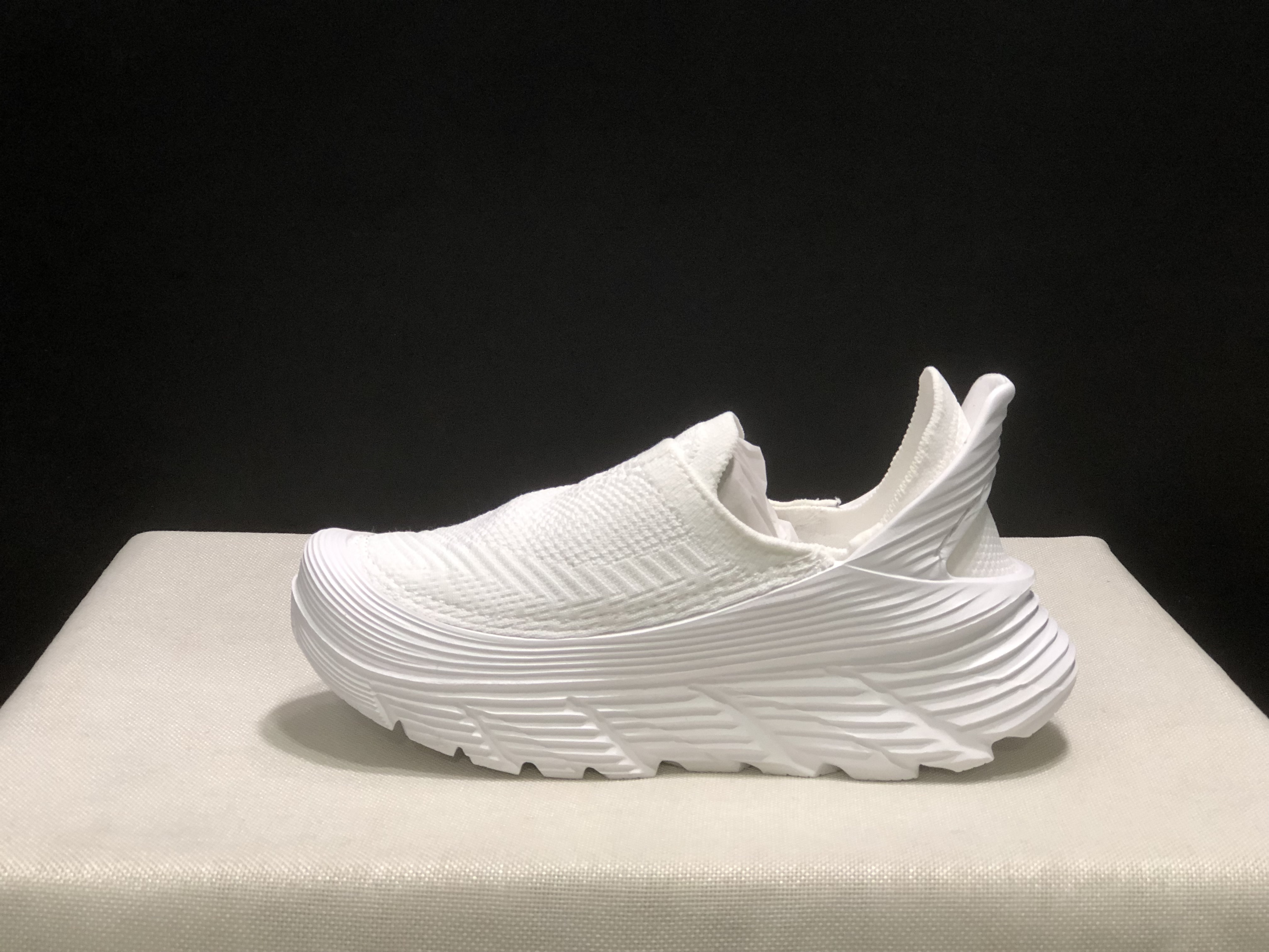 Hoka One One Restore TC Elastic Comfortable Low-top Running Shoes Sneakers White