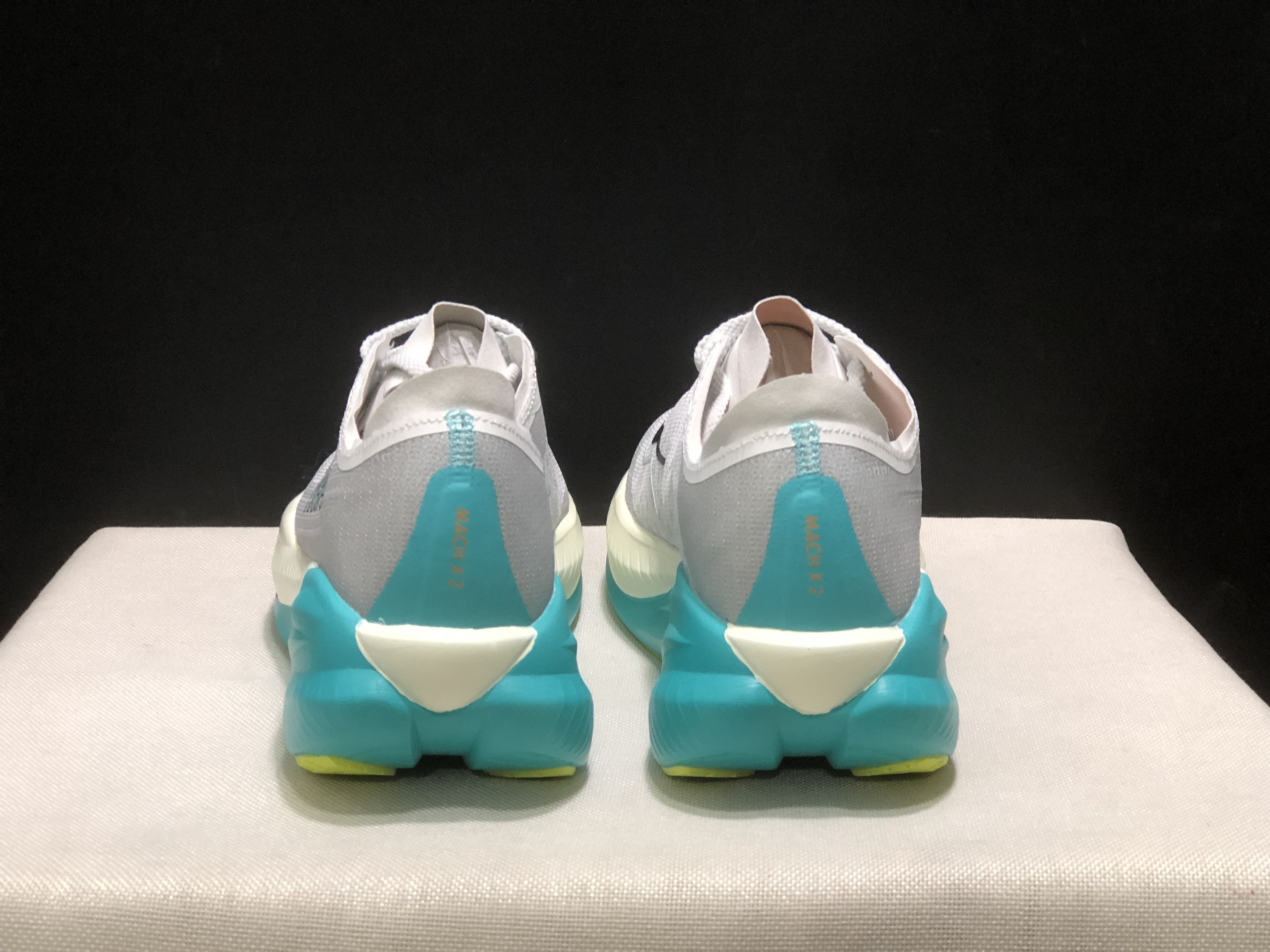 Hoka One One Mach X 2 Low-top Running Shoes Sneakers White/Teal