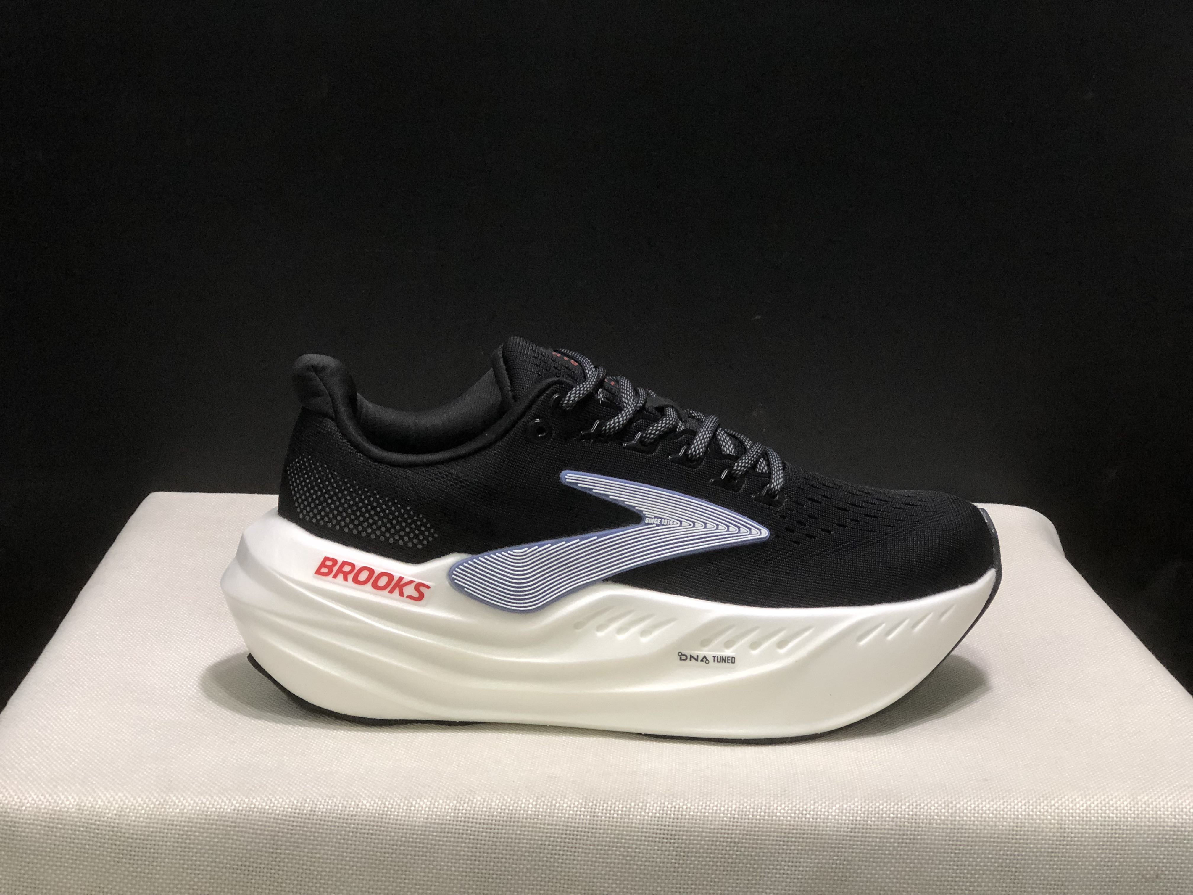 Brooks Glycerin Max Comfortable Low-top Running Shoes Black/White