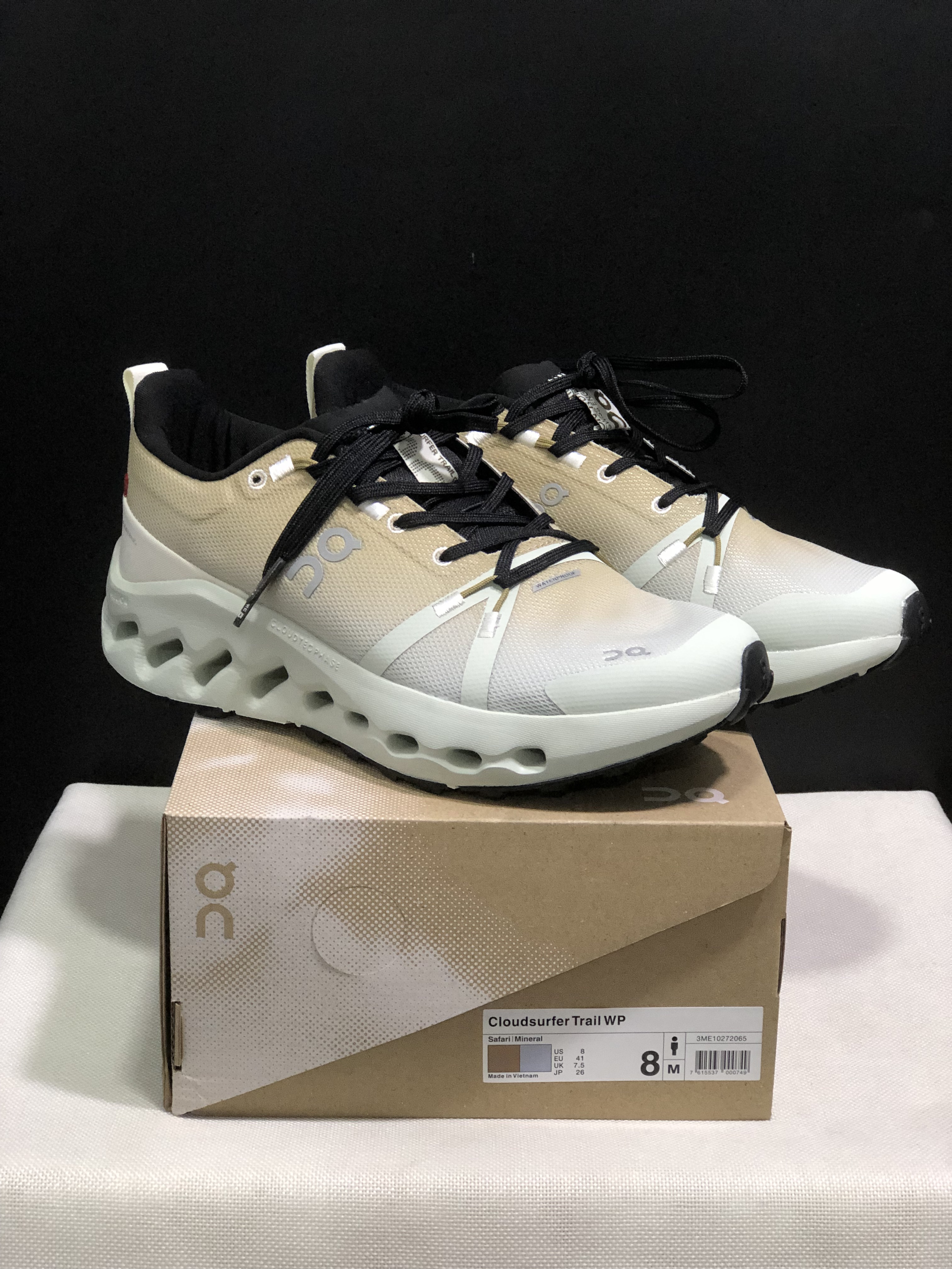 On Running Cloudsurfer Trail Waterproof Comfortable And Breathable Running Shoes Safari/Mineral