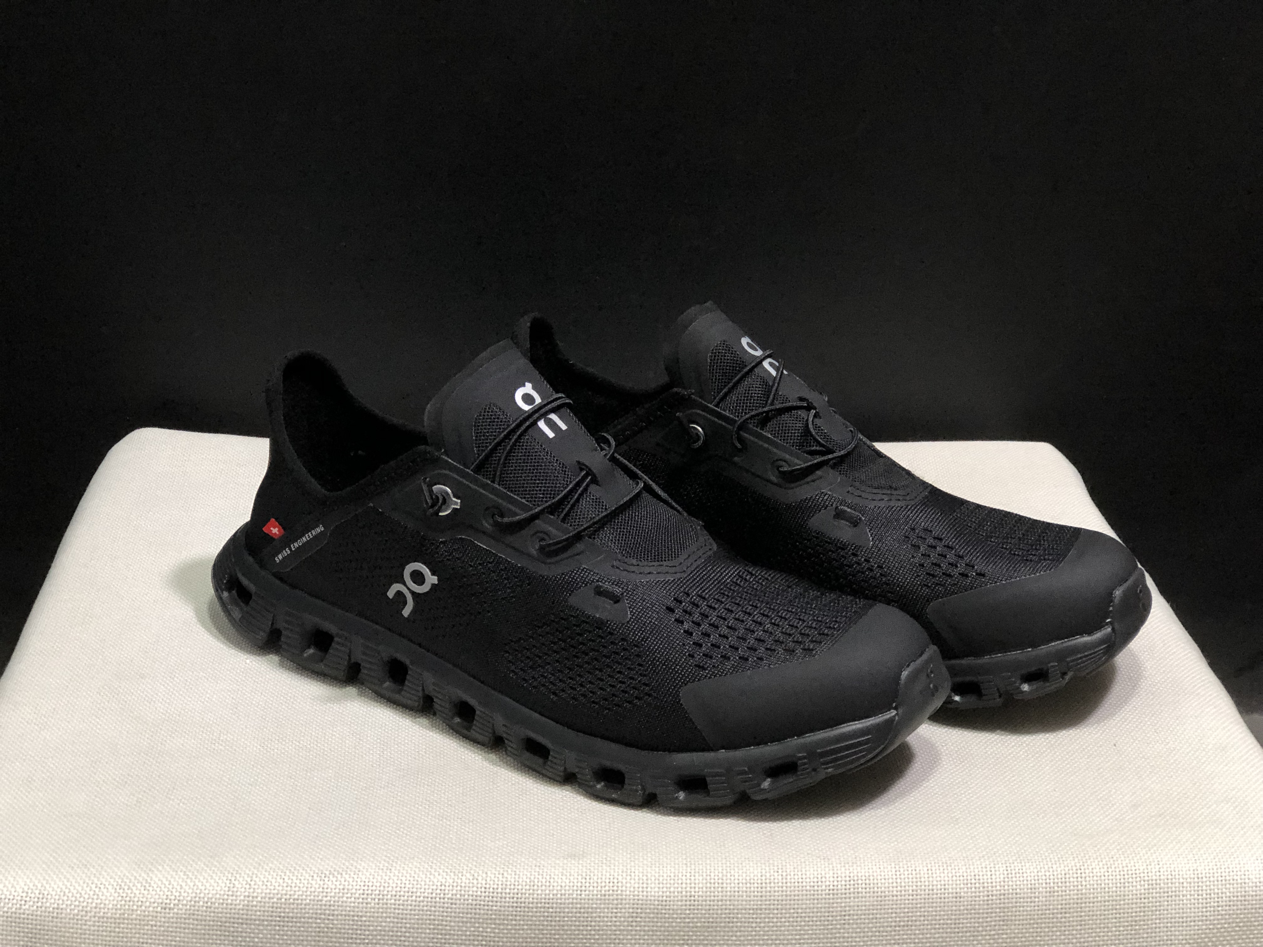 On Running Cloud 5 Coast Convenient And Breathable Running Shoes All Black