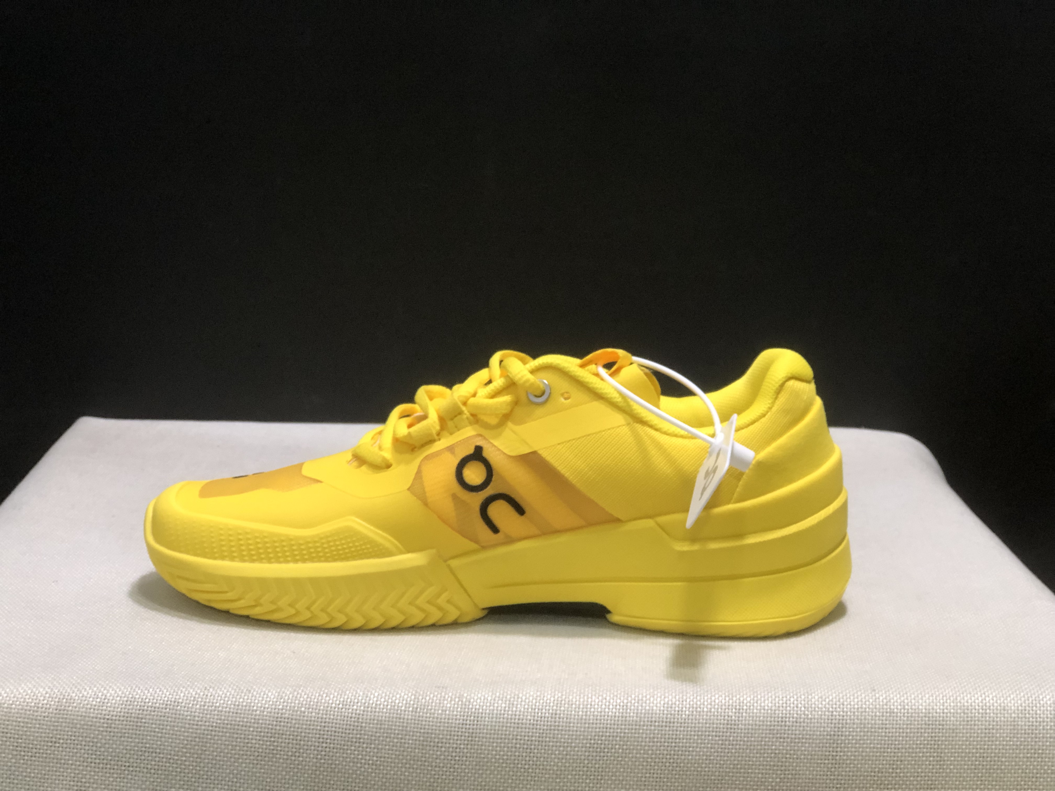 On Running The Roger Pro 2 Breathable Mesh Training Running Shoes Yellow