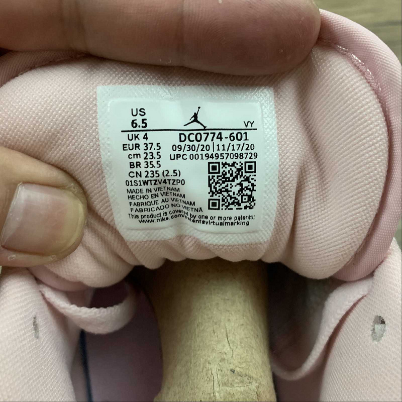 Nike Air Jordan 1 Low Arctic Pink Gum Sneakers