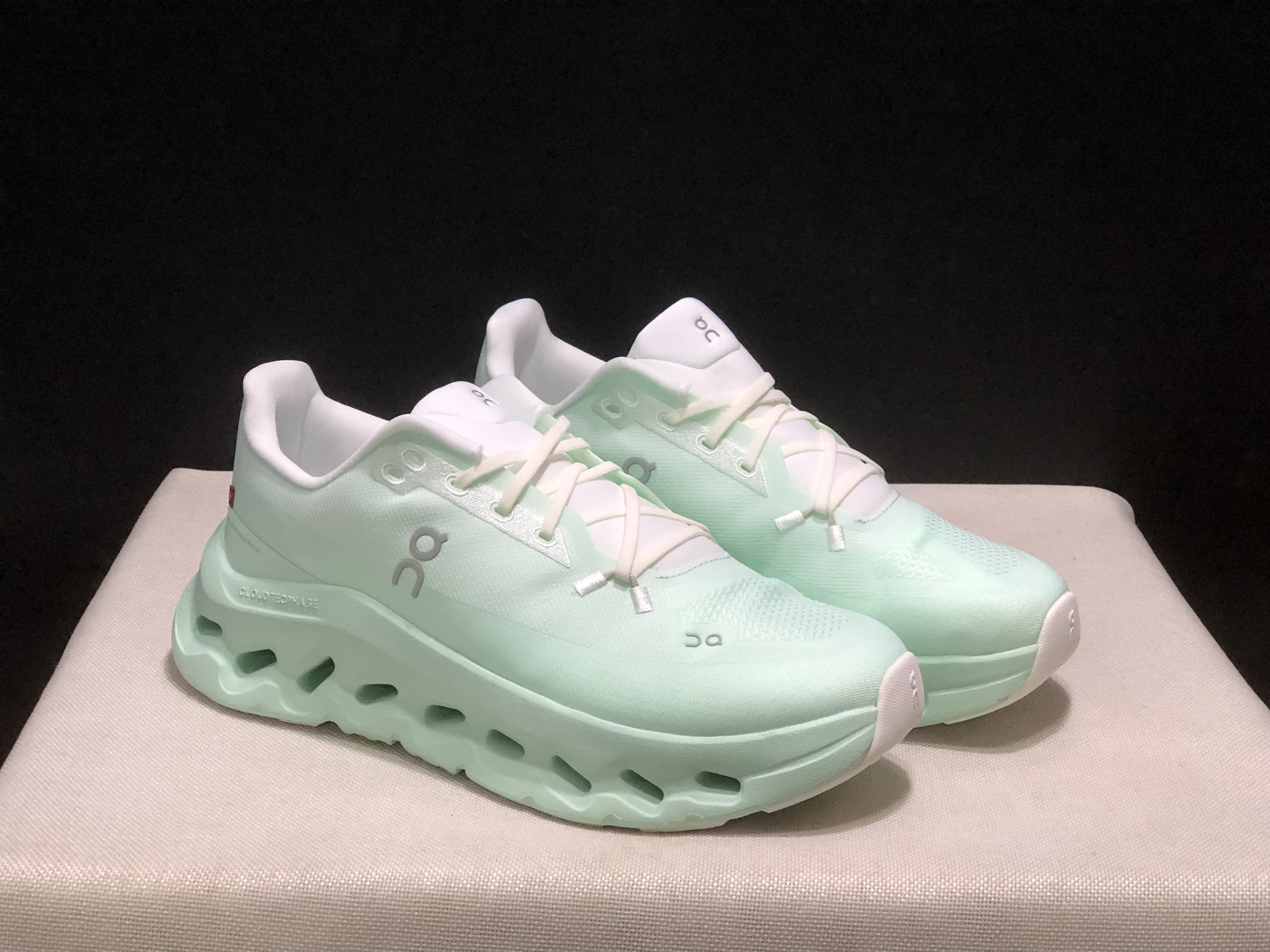 On Running Cloudtilt Durable Casual Life Shoes White/Mint Green