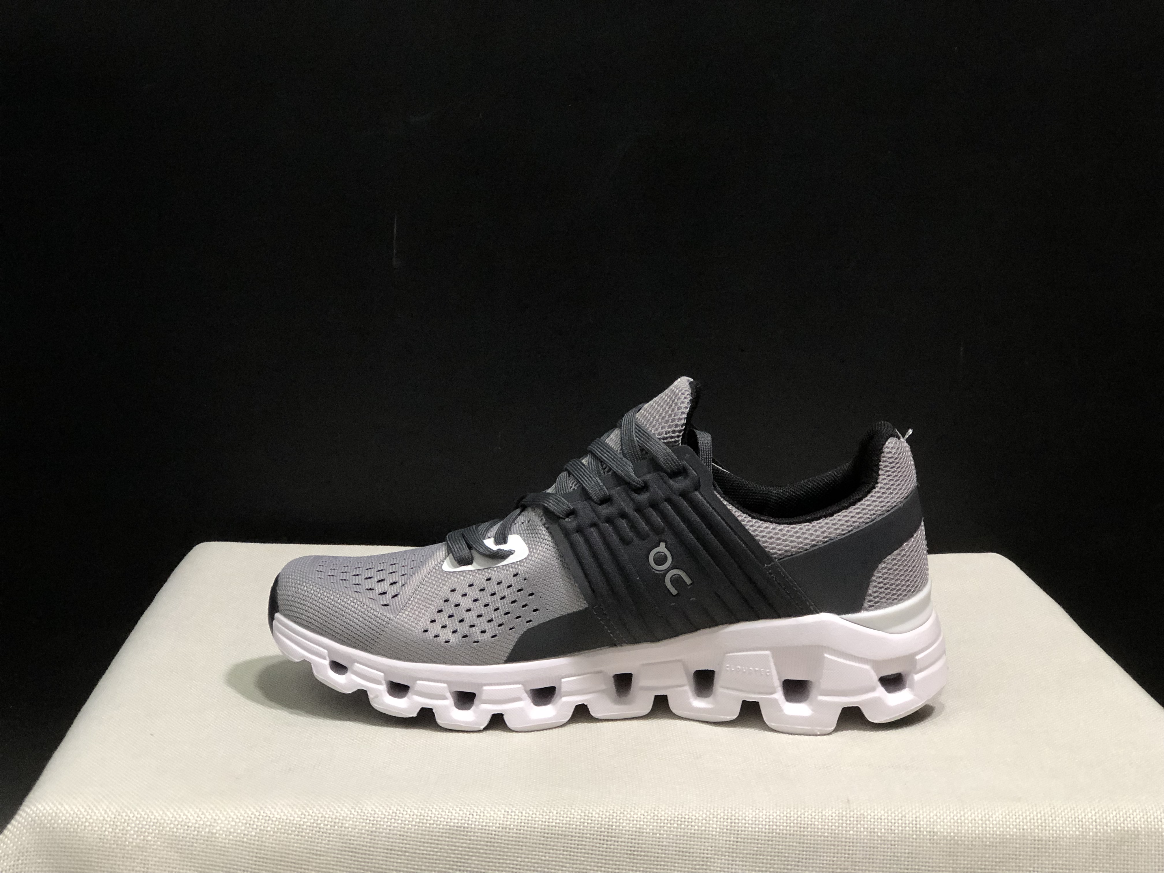 On Running Cloudswift Cushioning Running Shoes Grey/Black
