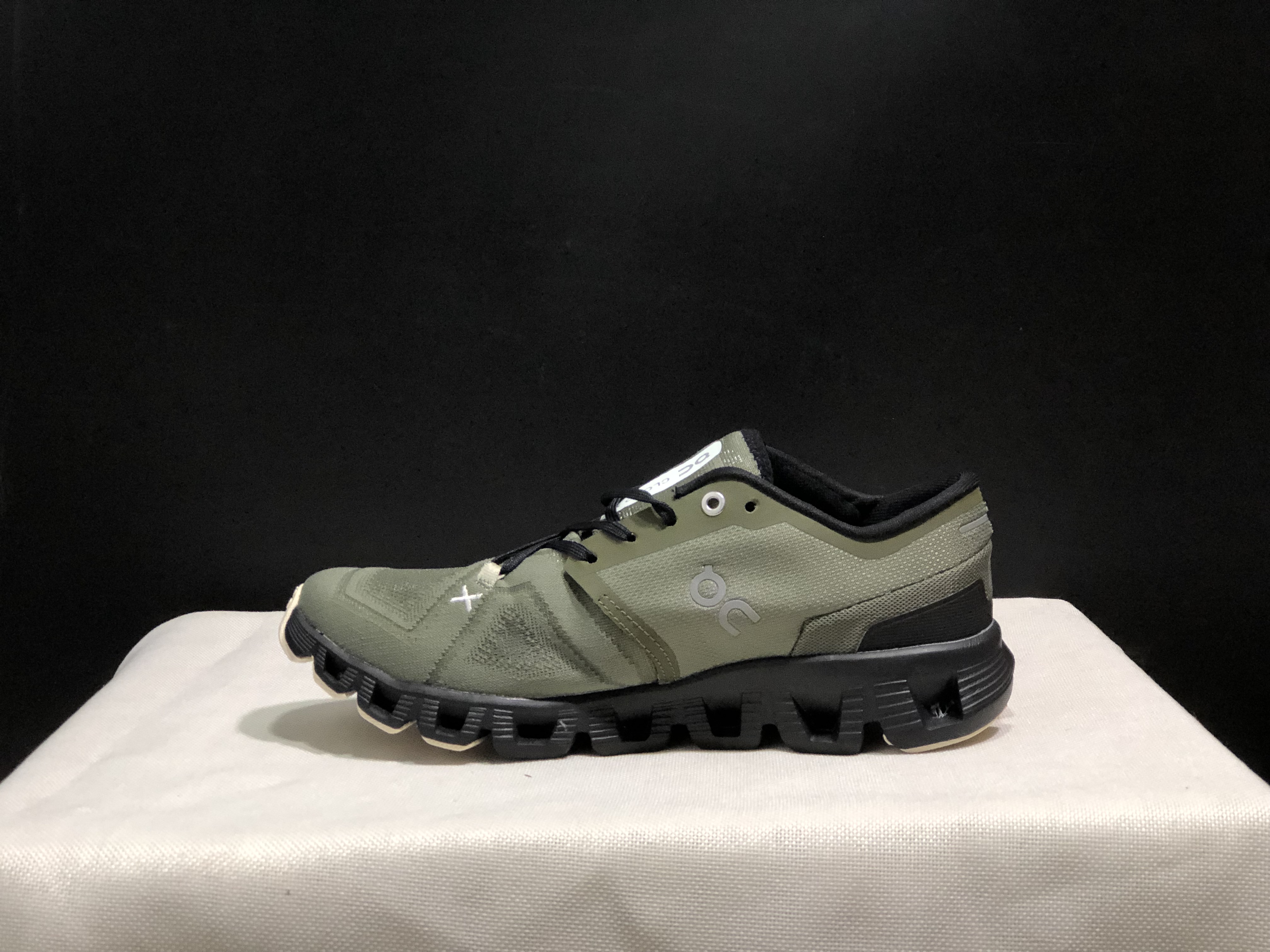 On Running Cloud X3 Shift Multi-Functional Running Shoes Olive Green/Black