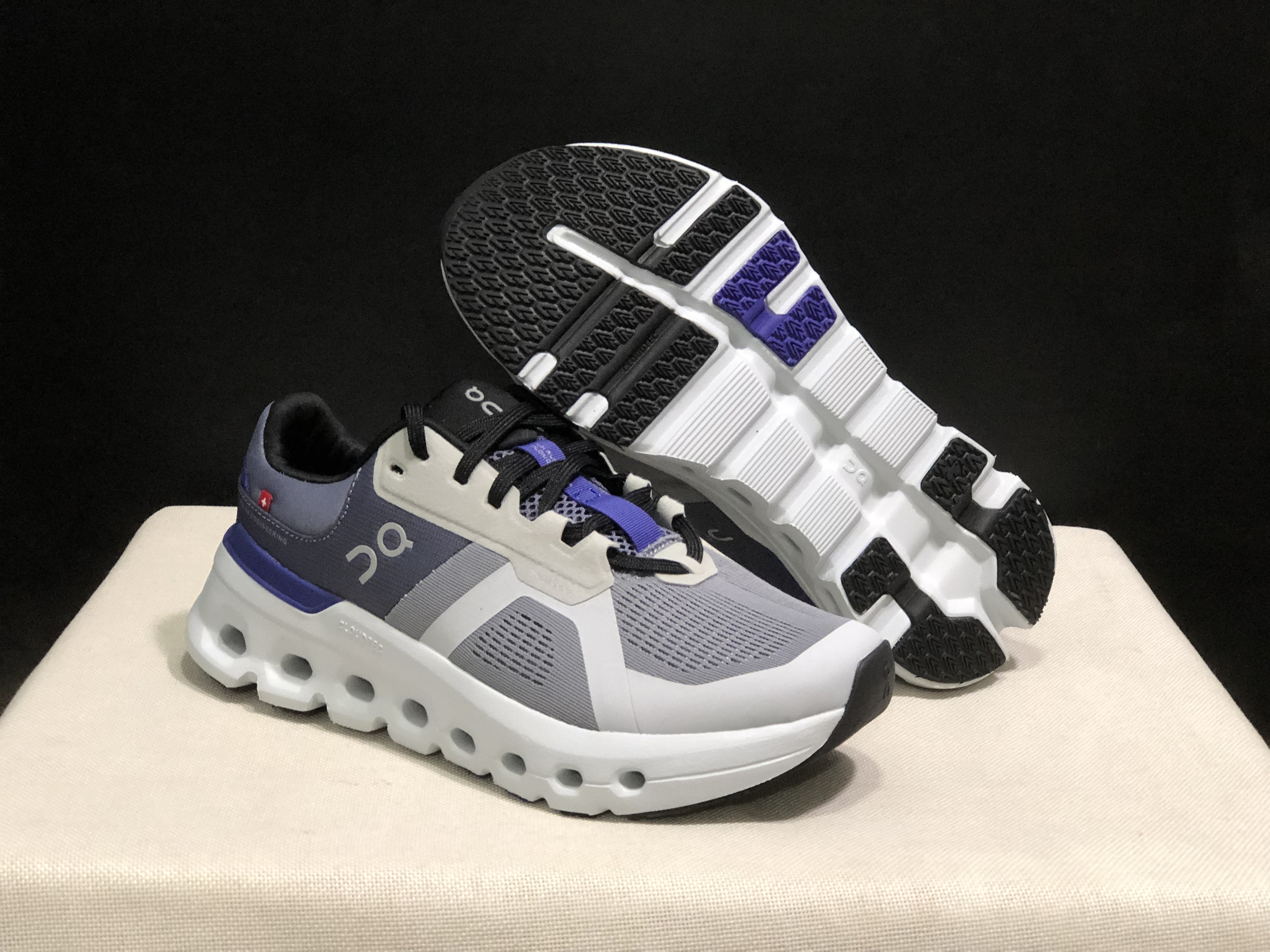 On Running Cloudrunner 2 Mesh Breathable Grey Running Shoes