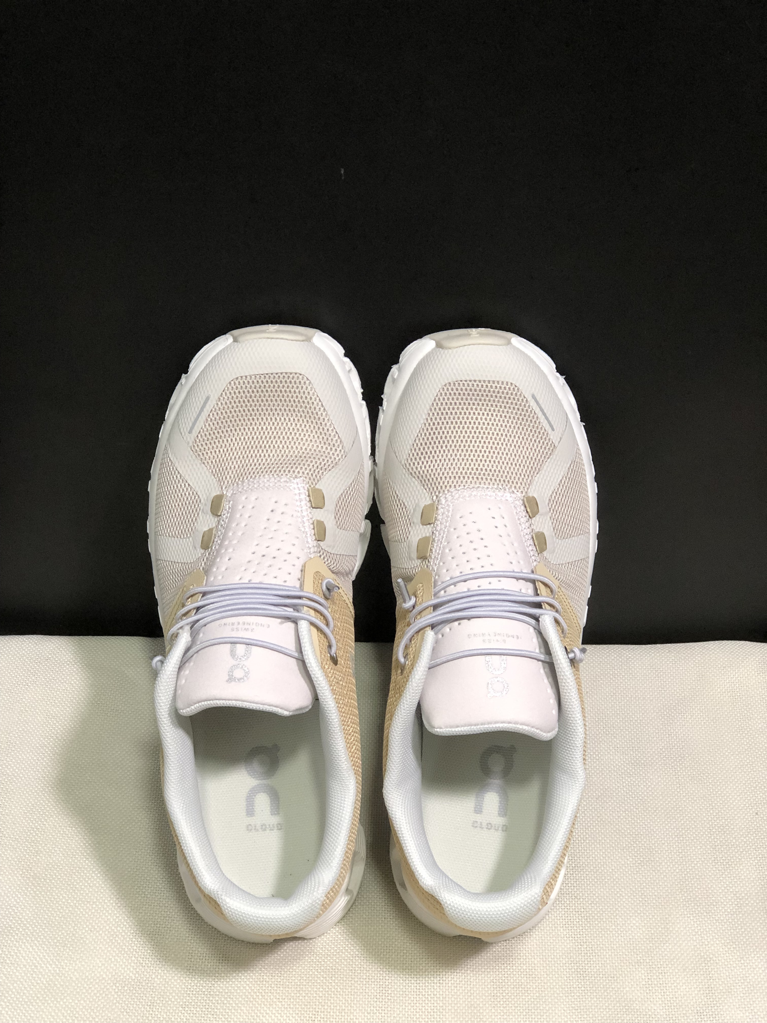 On Running Cloud 5 Lightweight Running Shoes Grassland Yellow/Pearl White