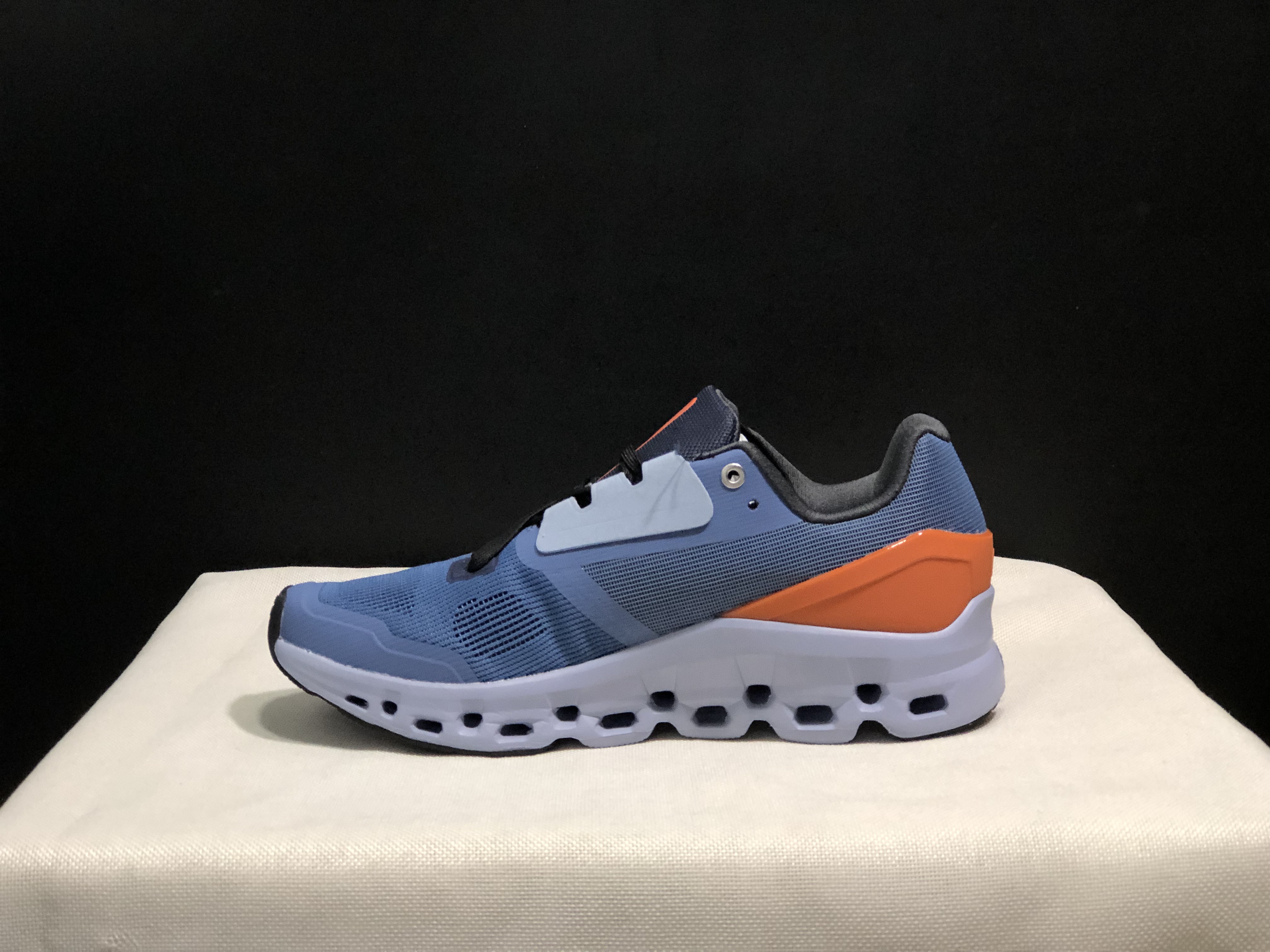On Running Cloudstratus Breathable Support Running Shoes Blue