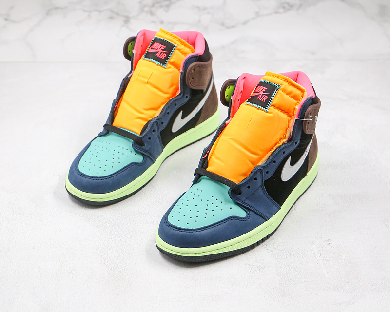 Nike Air Jordan 1 Retro High-Top Brown Pink Sneakers