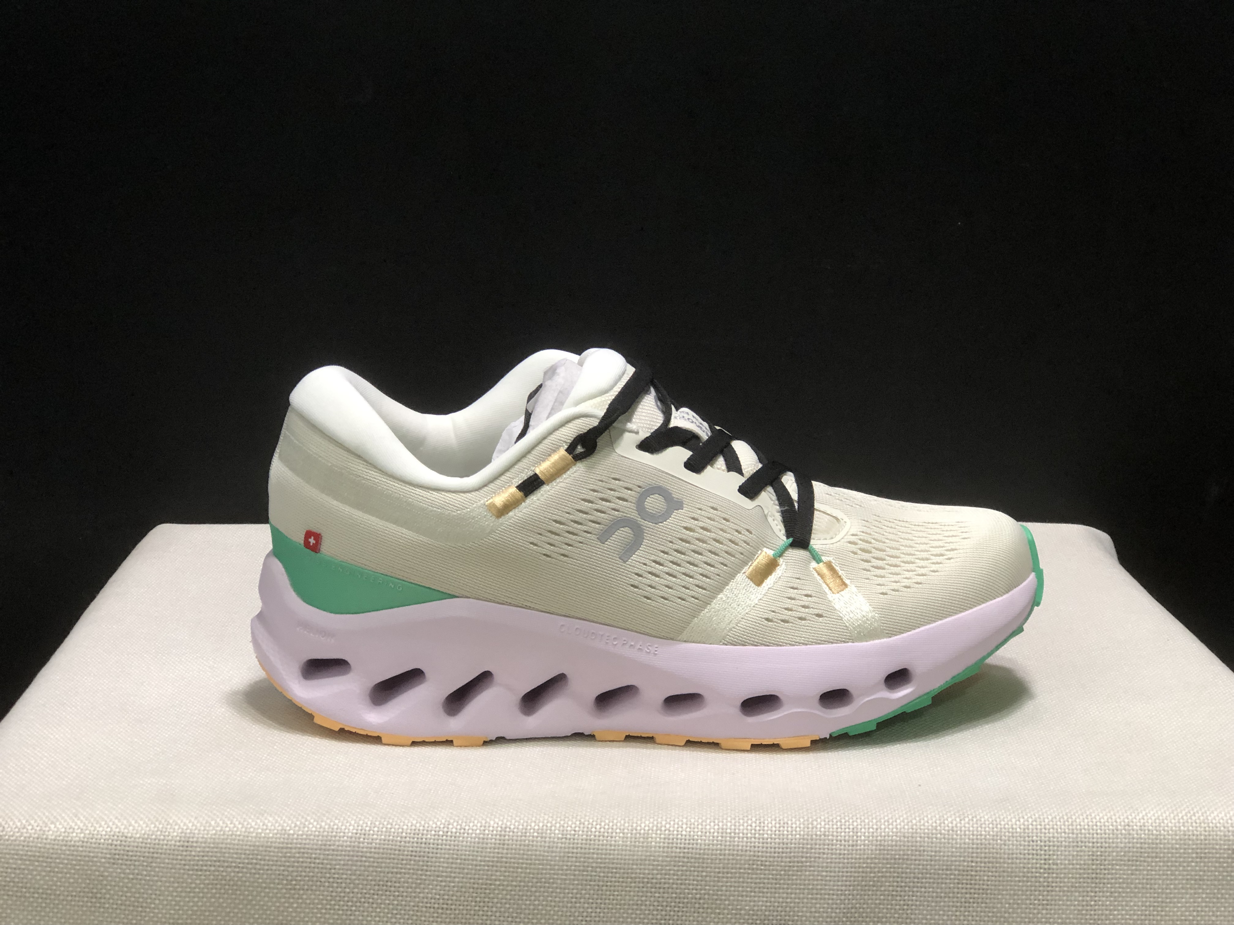 On Running Cloudsurfer 2 Casual Running Shoes Pearl/Light Purple