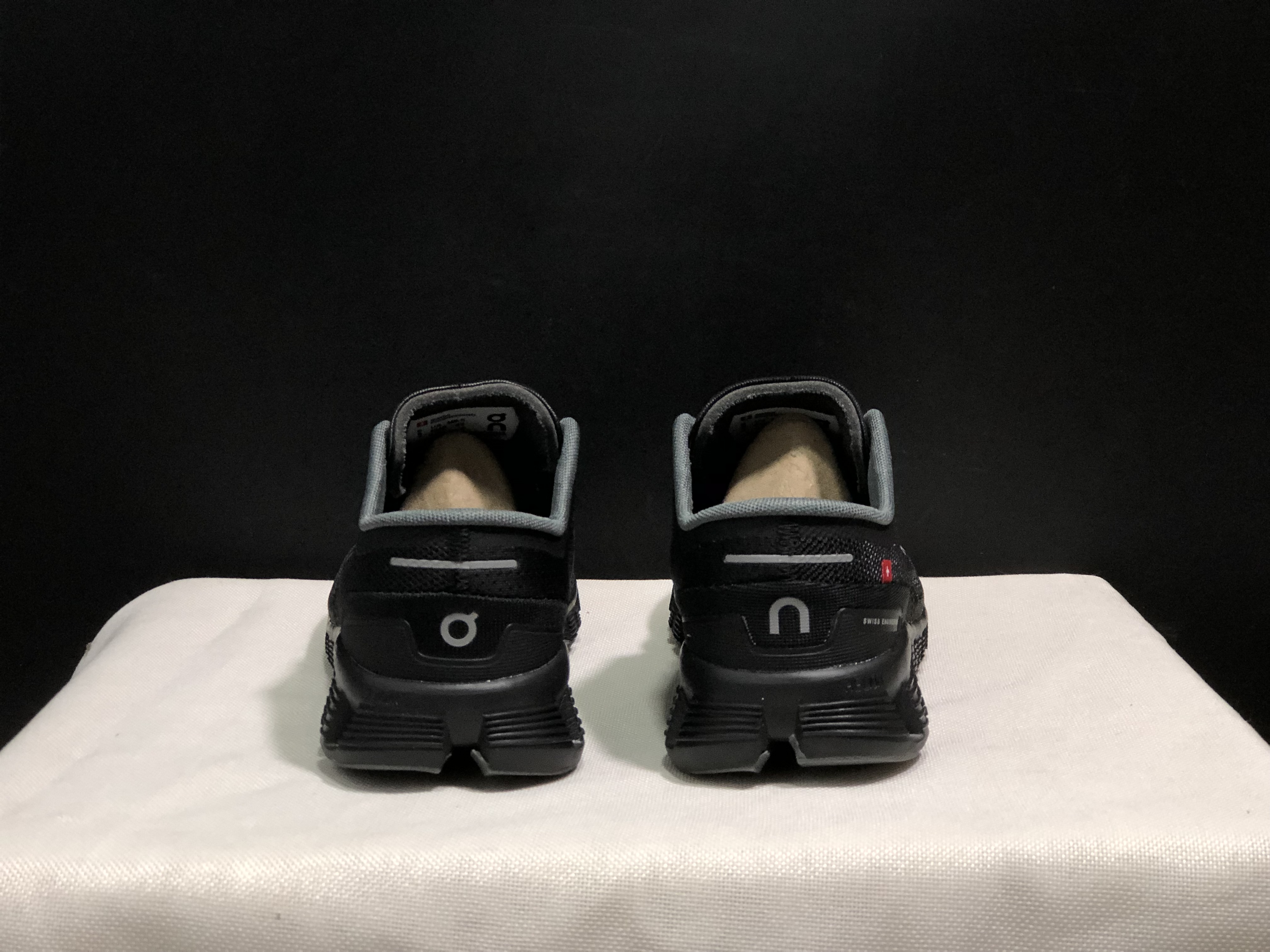 On Running Cloud X Lightweight Running Shoes Black