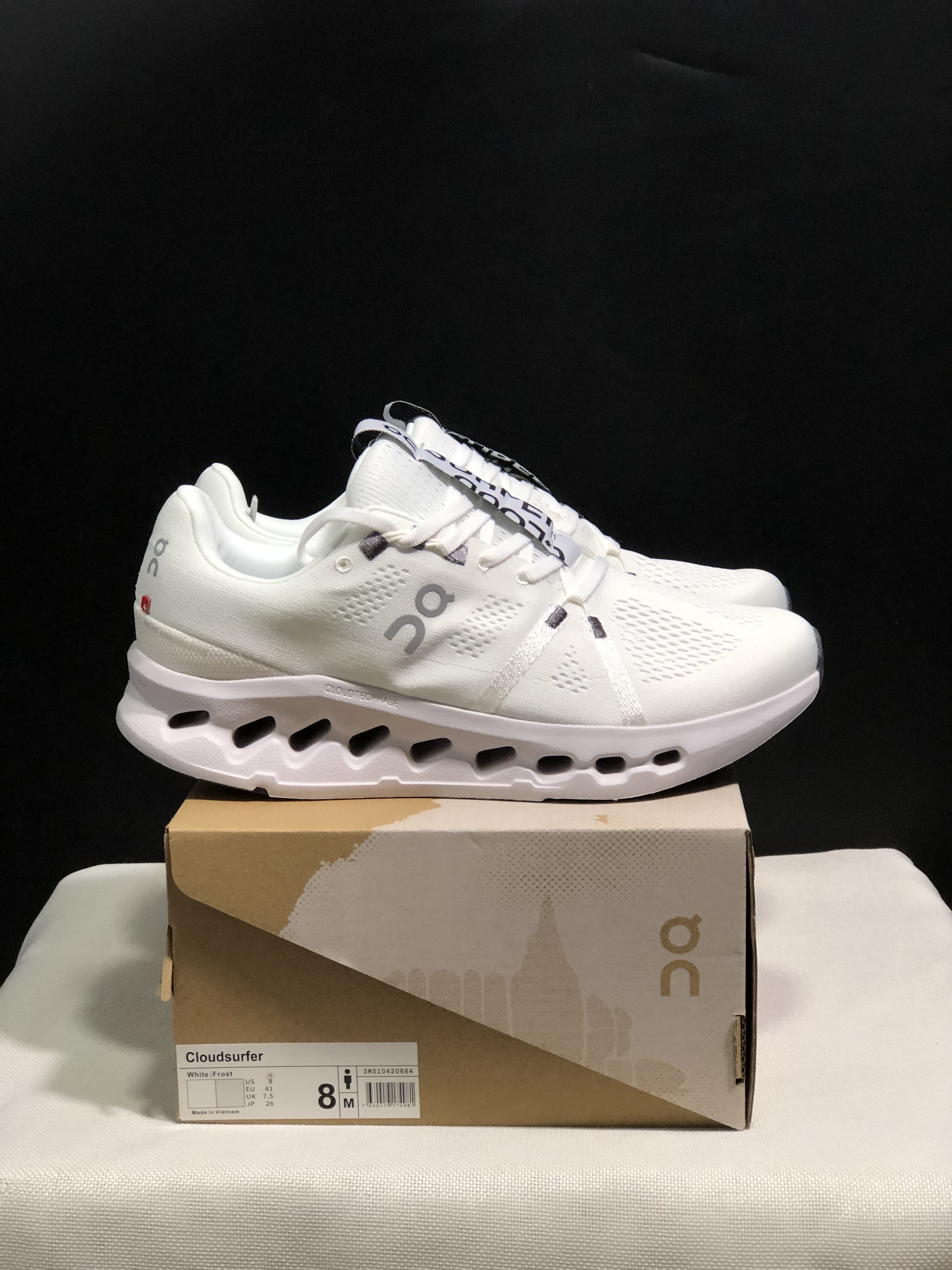 On Running Cloudsurfer Training Anti-Slip Running Shoes White