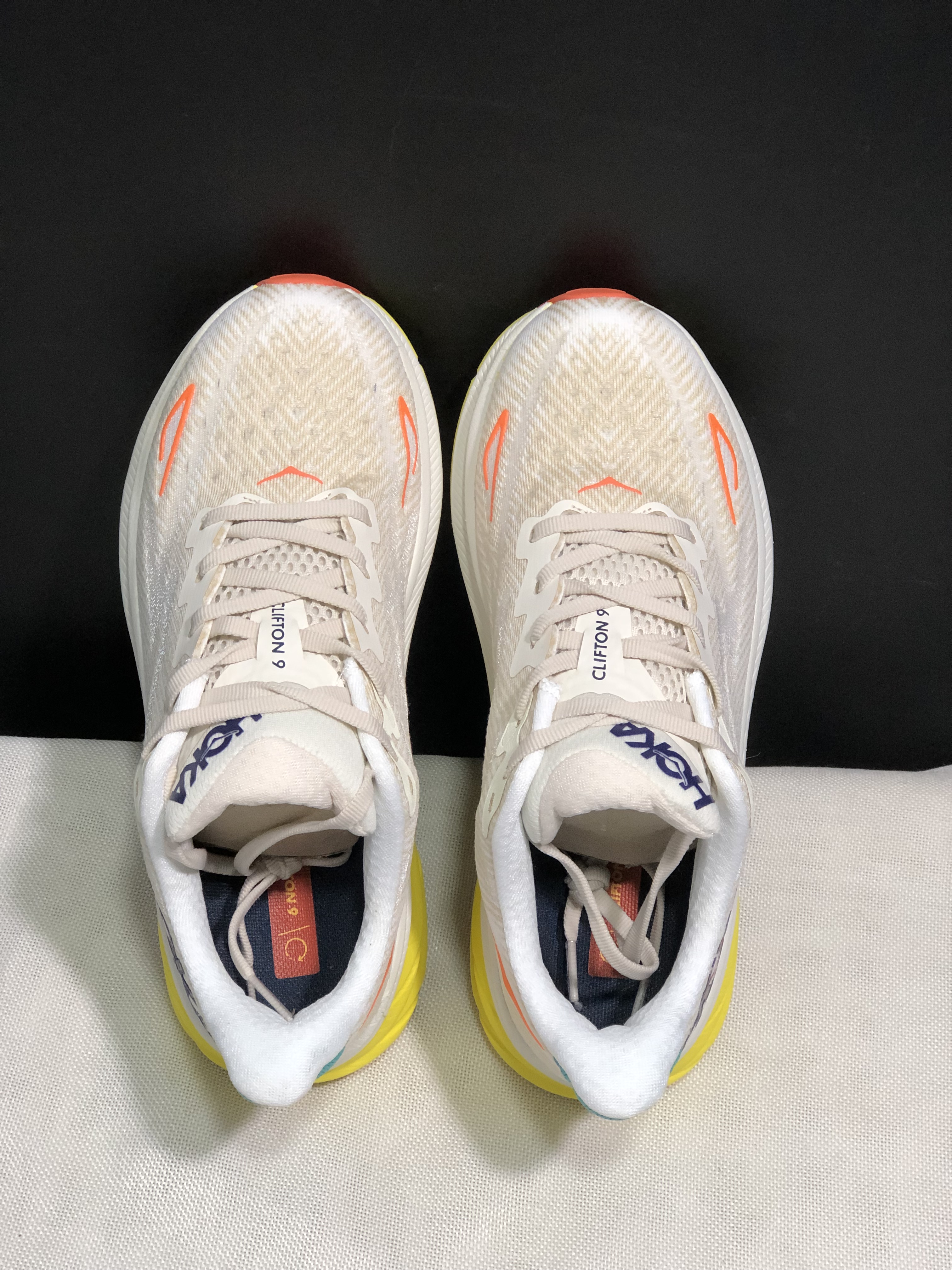 Hoka One One Clifton 9 Running Shoes Athletic Shoes Sneakers White/Yellow