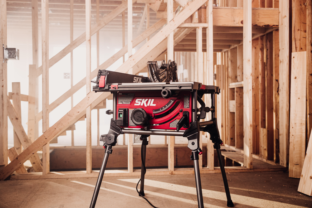 SKIL Jobsite Table Saw with Integrated Foldable Stand, 10, 15 Amp, 25-1/2�� Rip Capacity