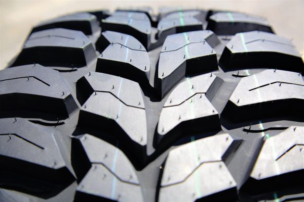 Crosswind M/T LT 33X12.50R15 108Q Load C 6 Ply MT Mud Tire