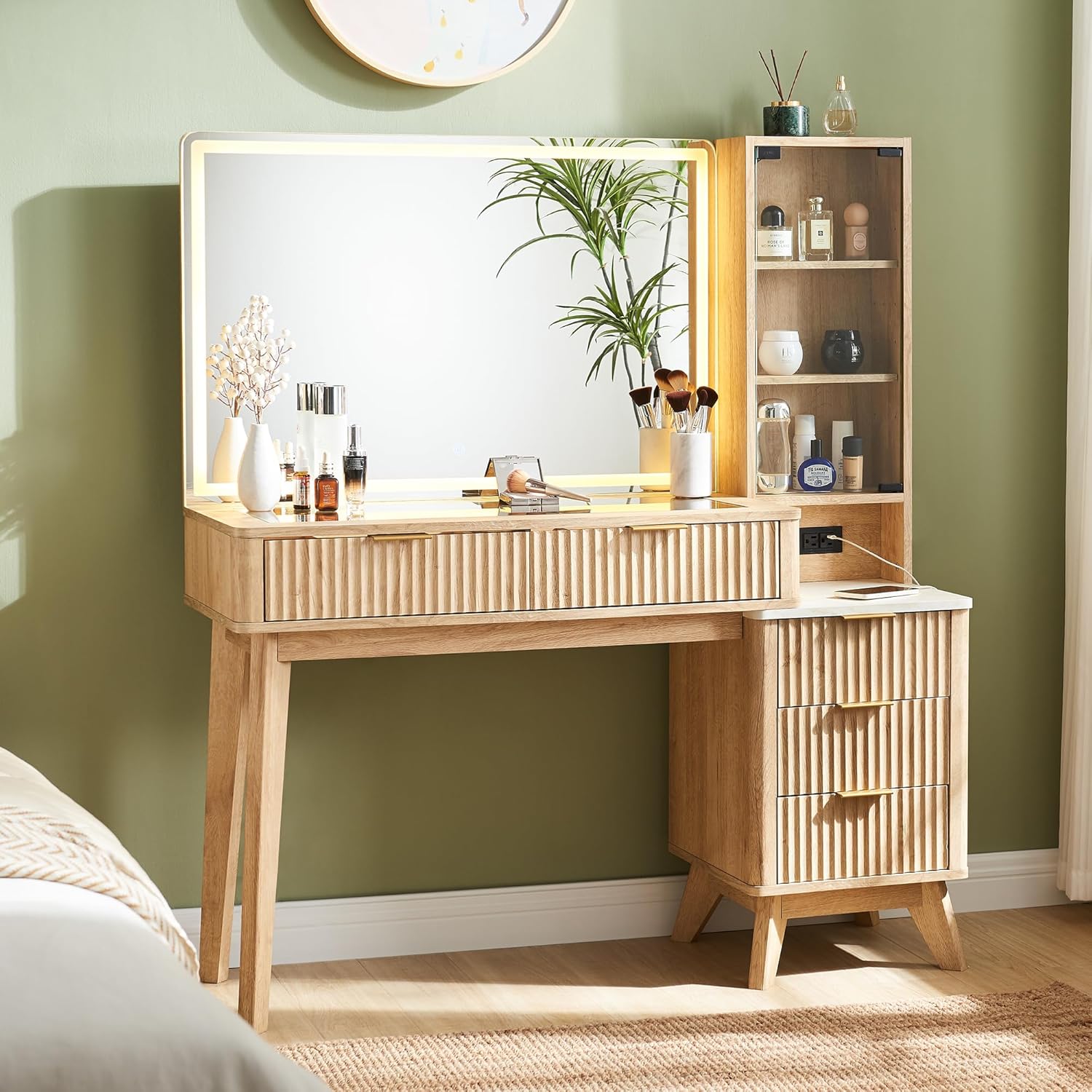 48′′ Fluted Makeup Vanity Desk with Mirror and Lights