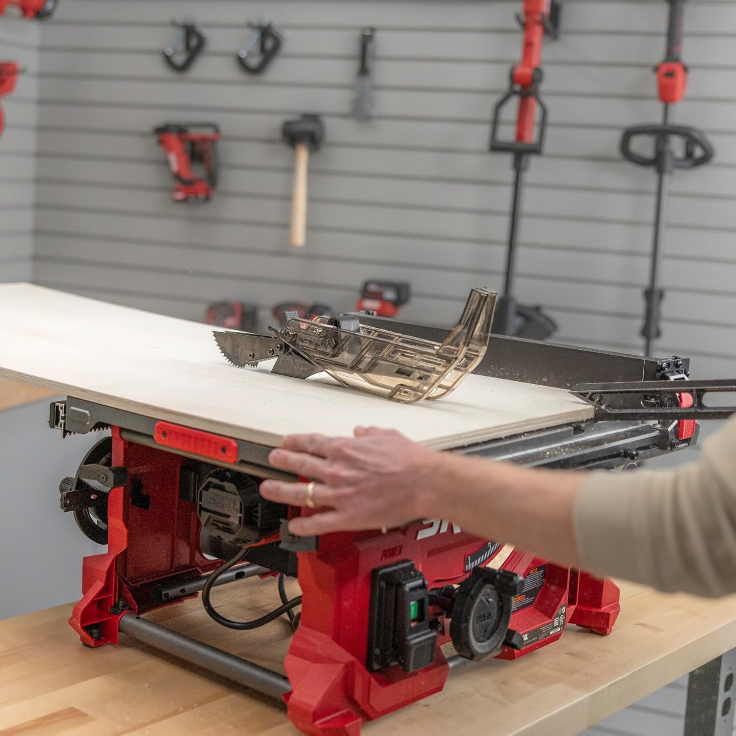 15 Amp 10′′ Jobsite Table Saw with Folding Stand