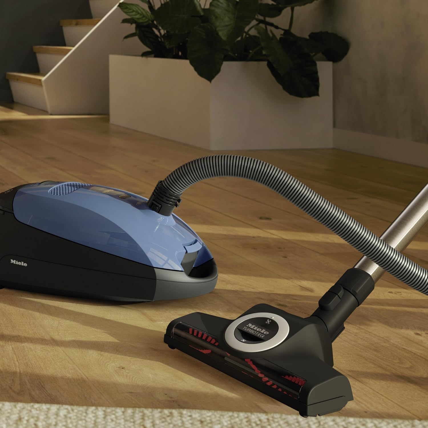 Classic C1 Turbo Team Bagged Vacuum – Tech Blue