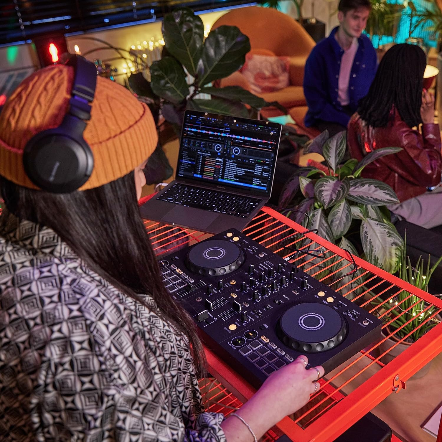 DDJ-FLX4 2-Deck Controller – Graphite