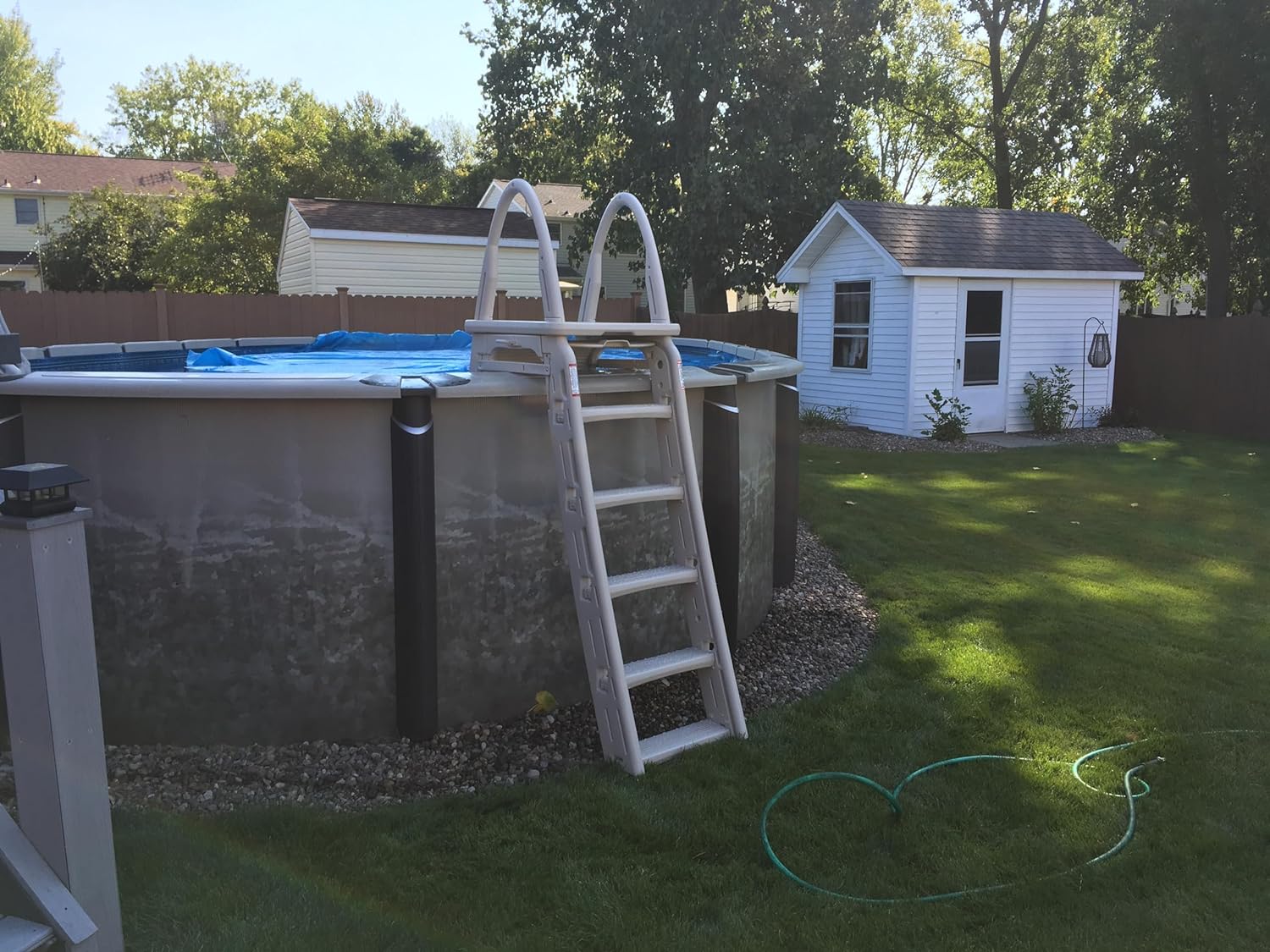 Confer Plastics 7200 Roll Guard Adjustable Ladder