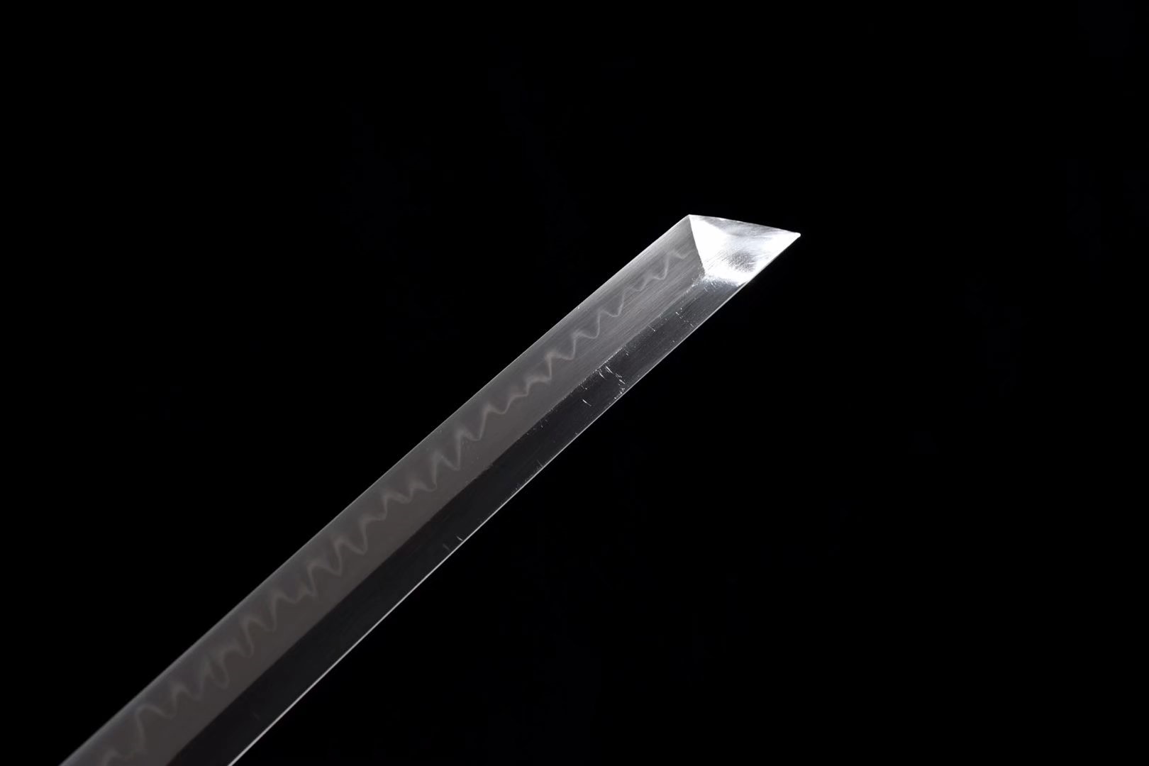 Tachi | Copper Accessories | T10 Steel Clay Tempered | Ray-skin Sheath | Ray-skin Handle | Real hamon | High performance | Battle-ready | Full-tang - Spartan Blades Club - 陳氏劍莊1892