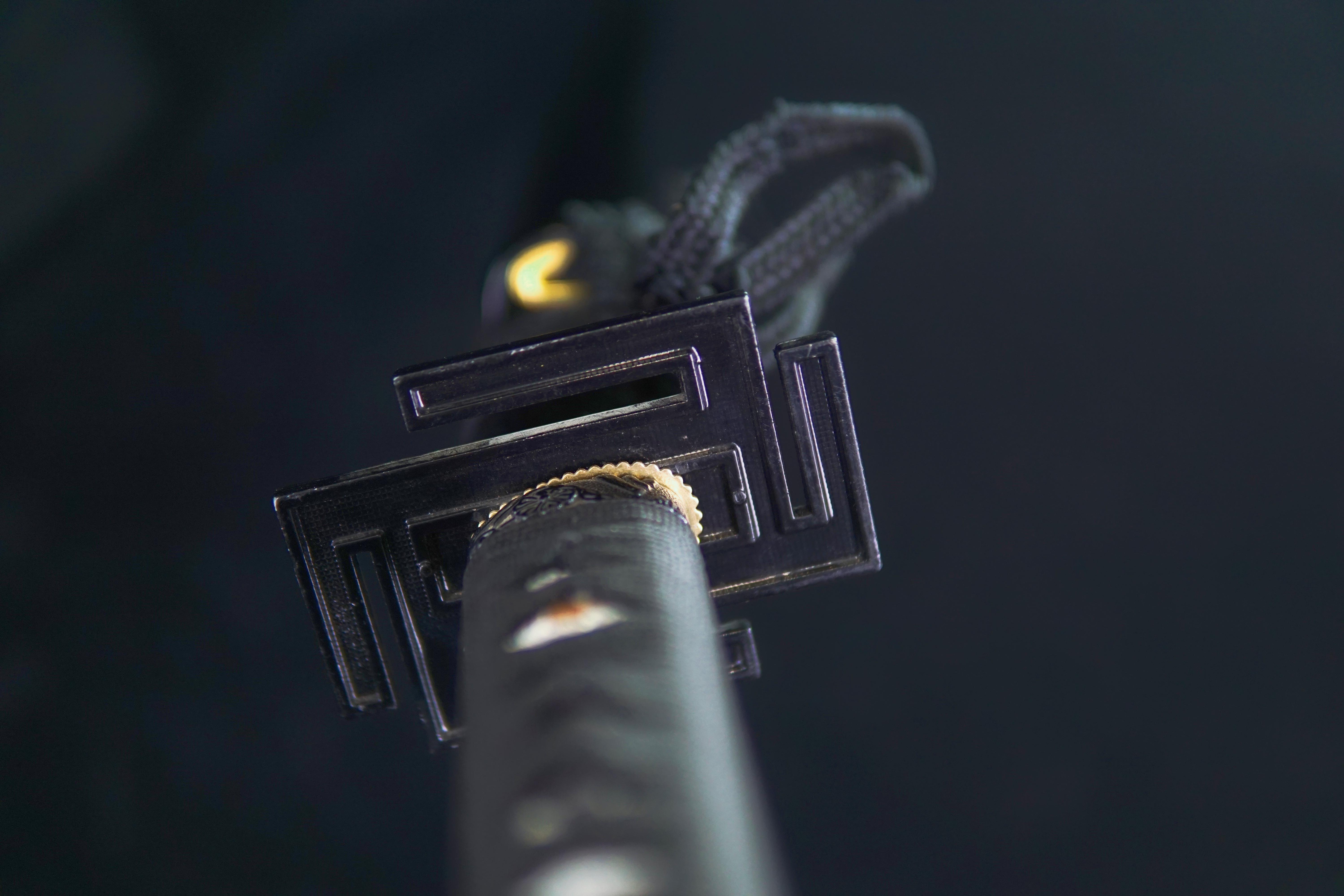 TK05-Sunset Bloodlust(血色夕阳) Katana - Damascus Steel | Hand forged sharpened | Wooden Lacquer Saya | Iron Fittings | Full-tang | Battle-ready | Razor sharp | High performance - Spartan Blades Club - 陳氏劍莊1892