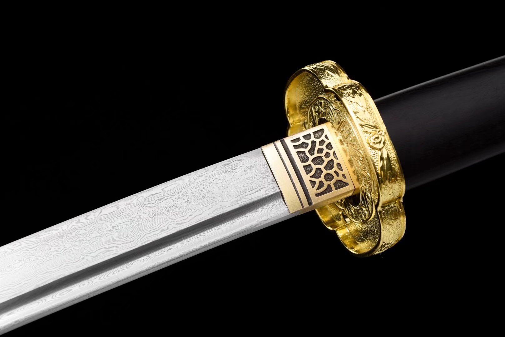 Tachi | Damascus Hand sharpened | Ebony Sheath | Ebony Handle | Copper Accessories | Real hamon | High performance | Battle-ready | Full-tang - Spartan Blades Club - 陳氏劍莊1892